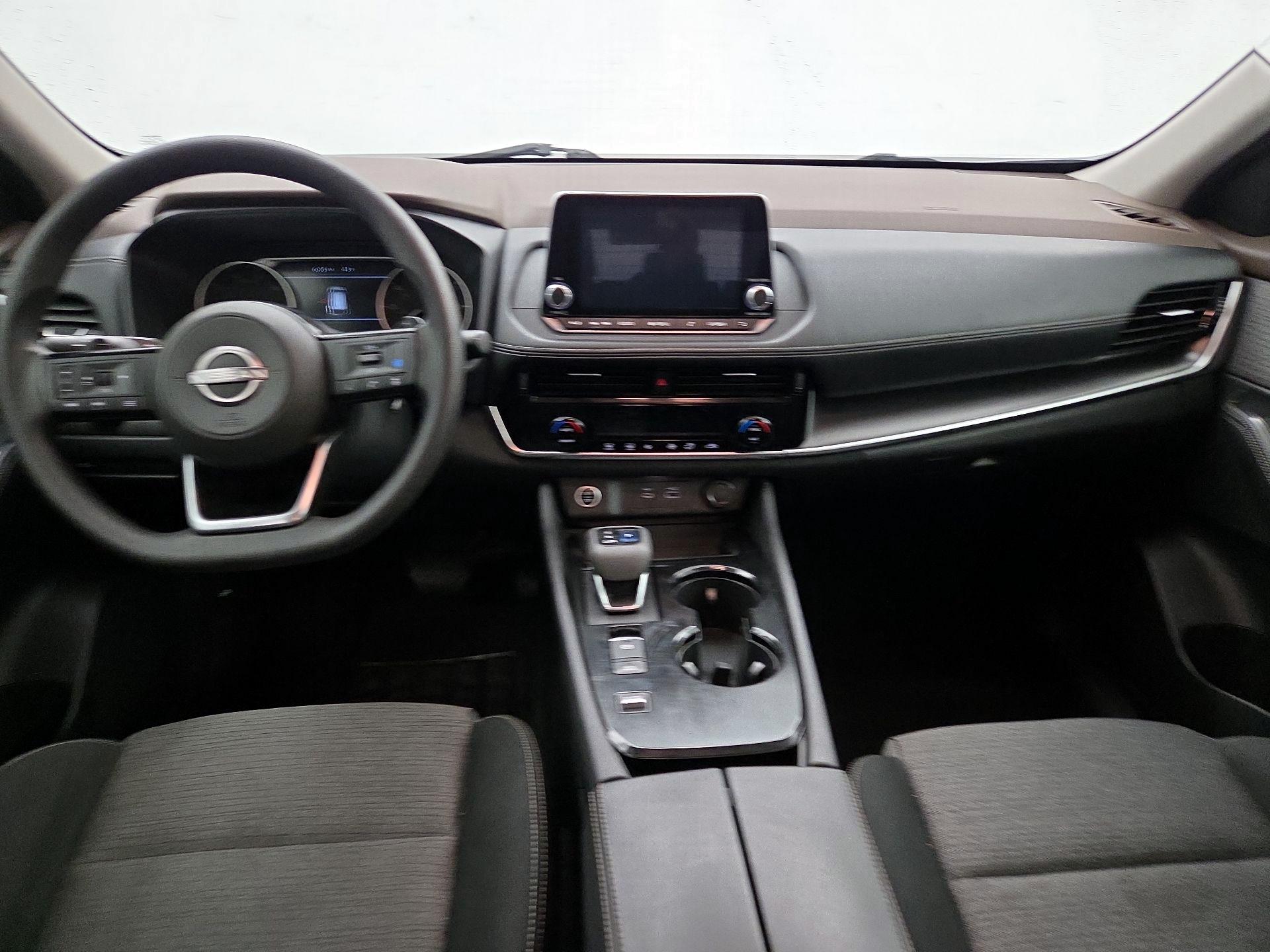 Thumbnail: 2022 Nissan Rogue - 9