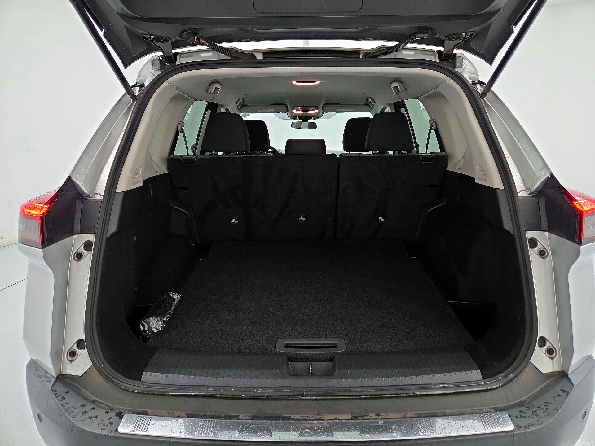 Thumbnail: 2022 Nissan Rogue - 20