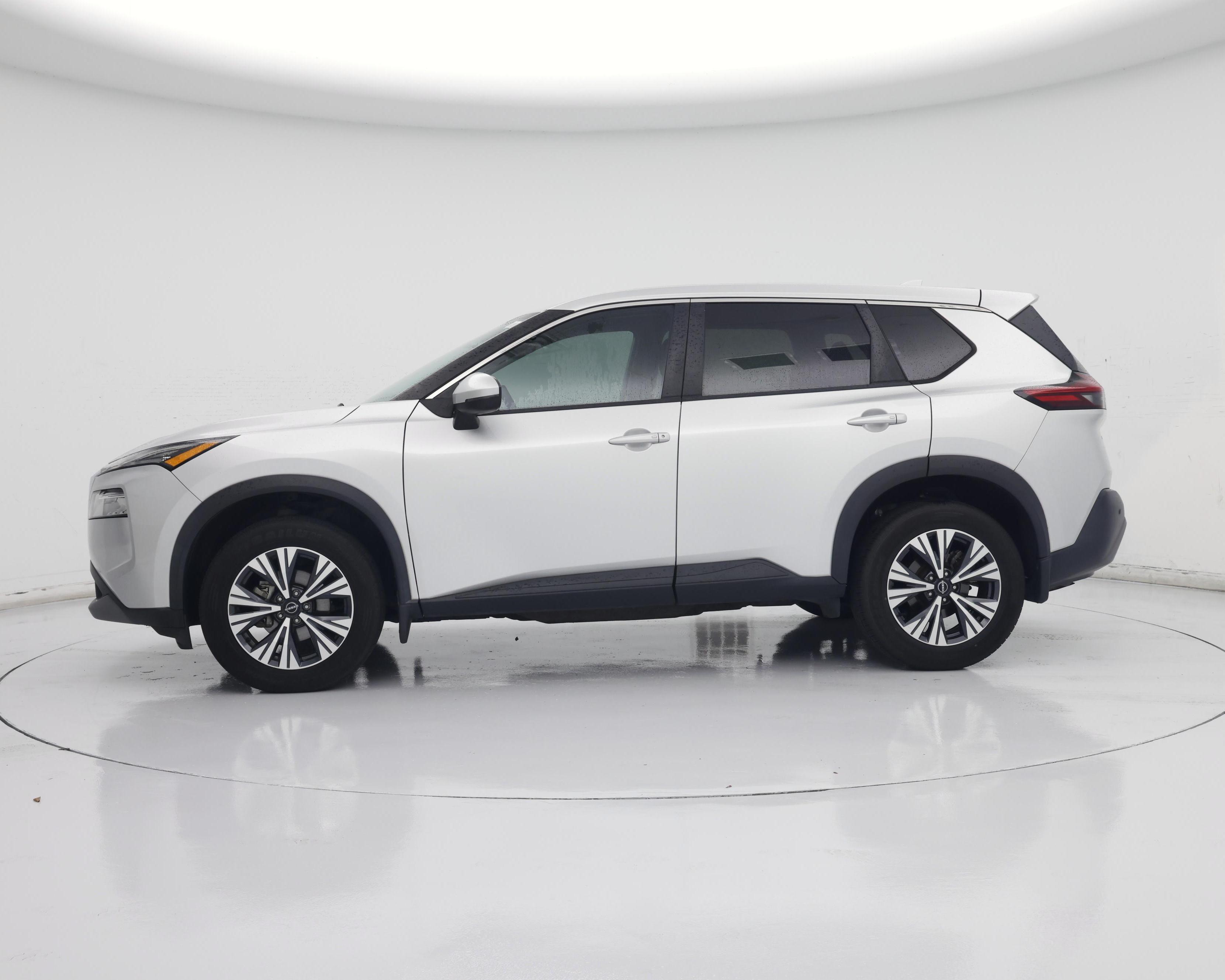Thumbnail: 2022 Nissan Rogue - 3