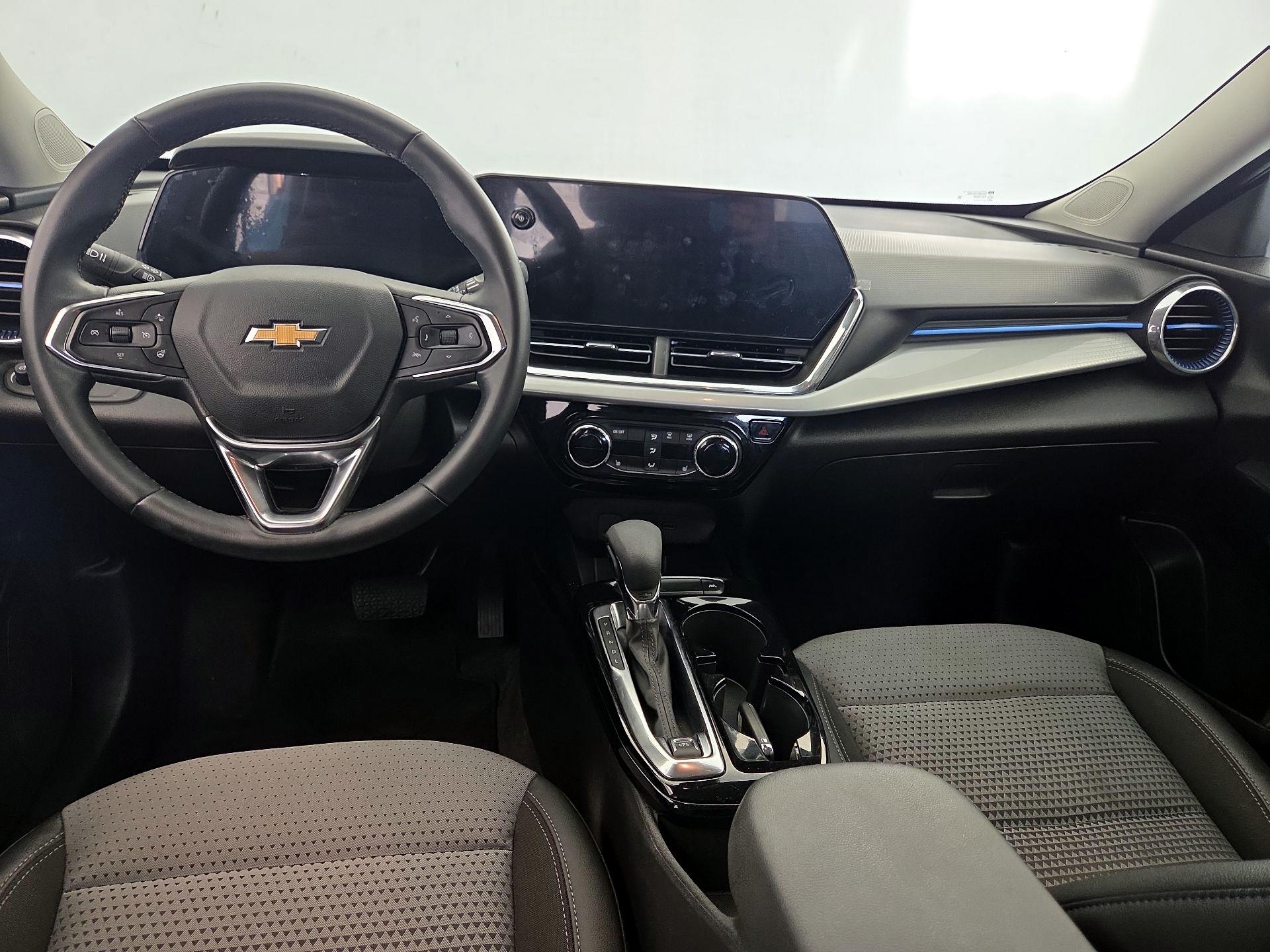 Thumbnail: 2025 Chevrolet Trax - 9