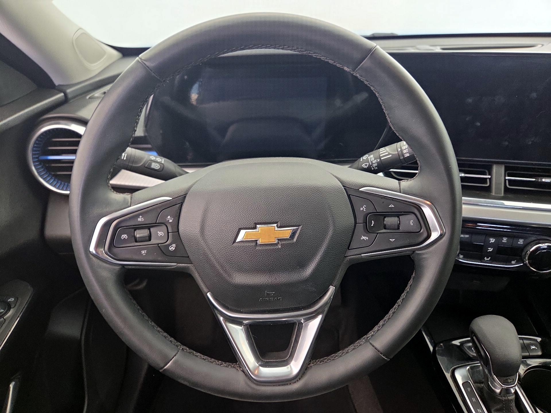 Thumbnail: 2025 Chevrolet Trax - 10