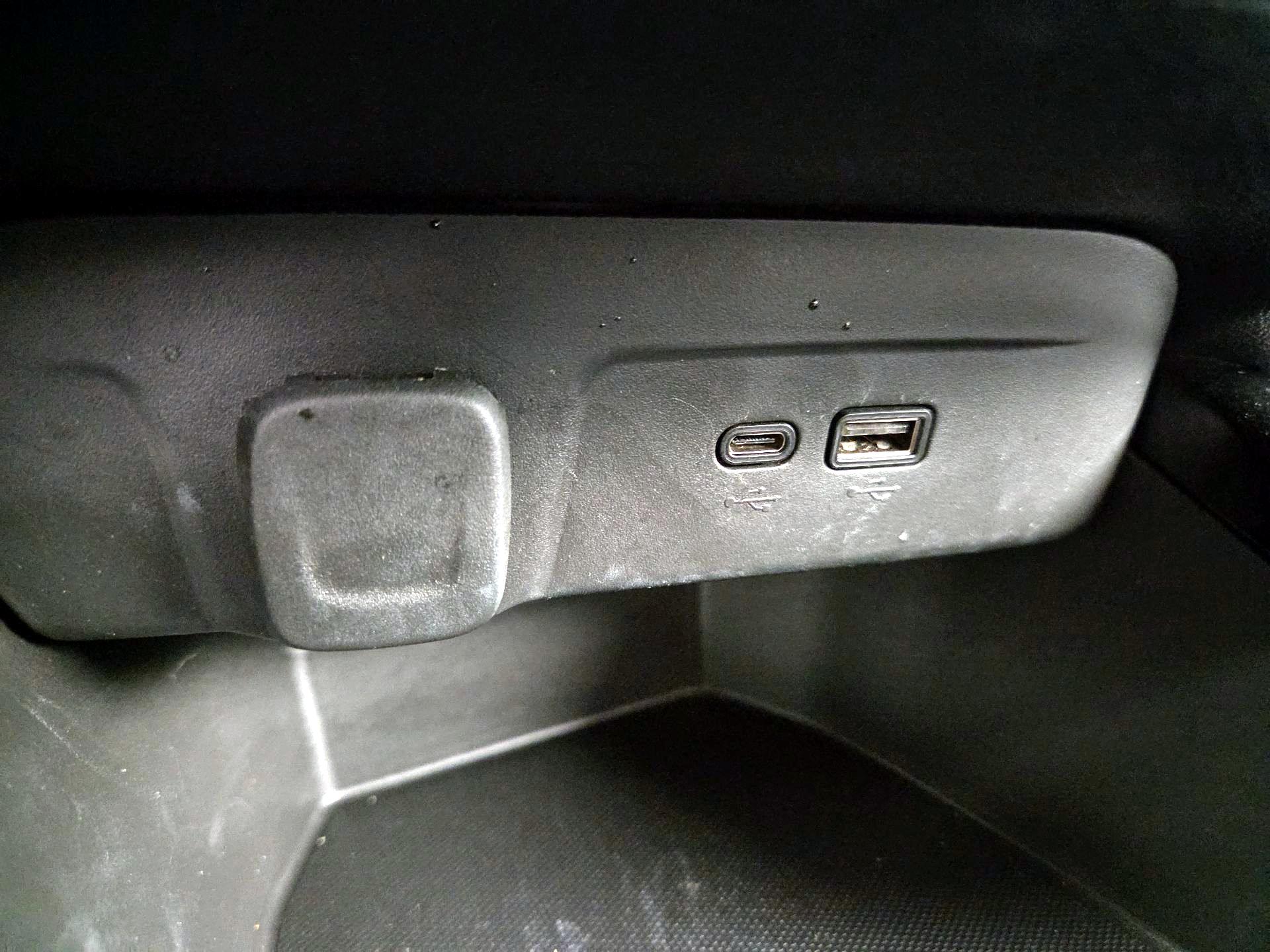 Thumbnail: 2025 Chevrolet Trax - 18