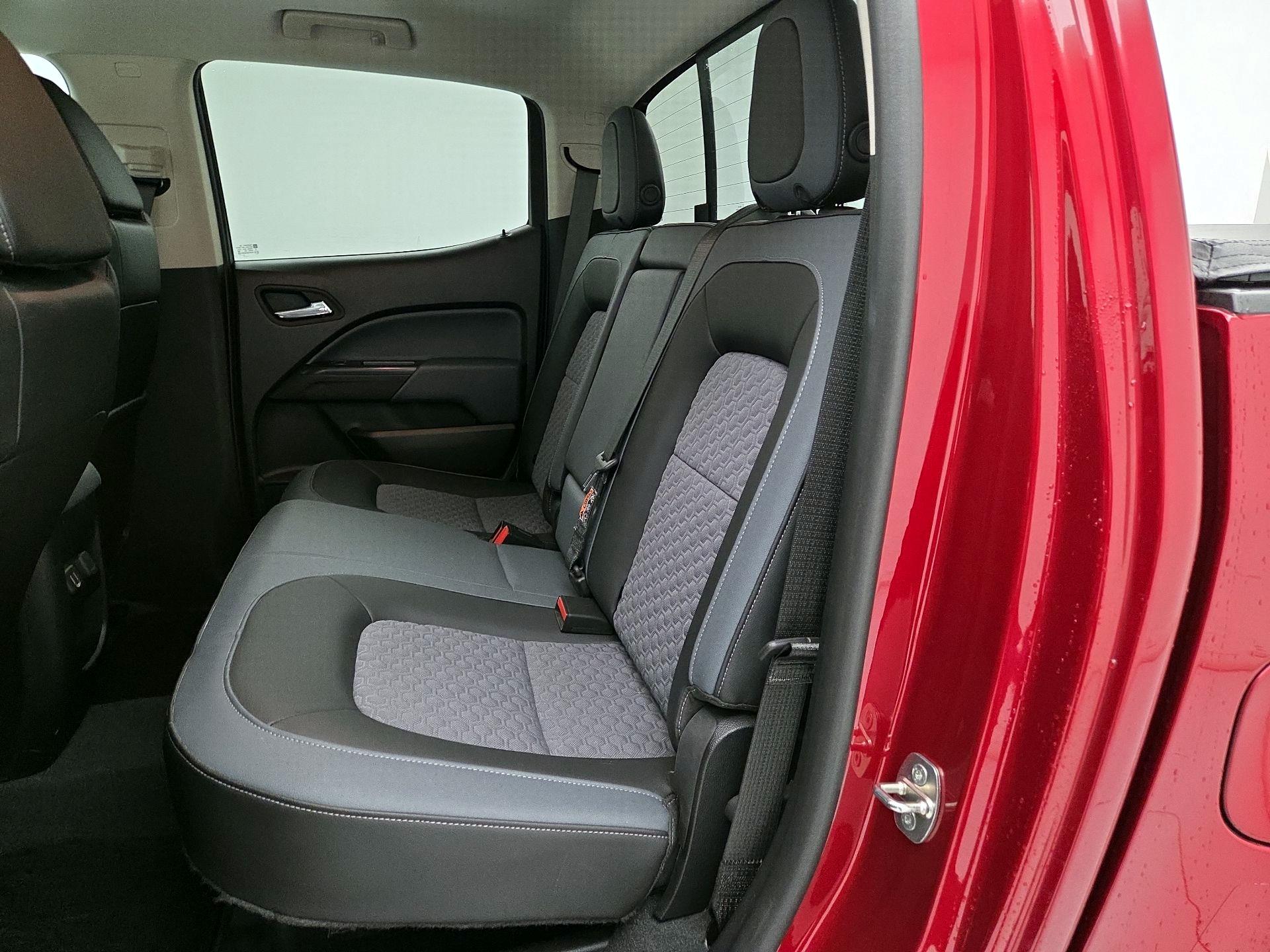 Thumbnail: 2021 Chevrolet Colorado - 19