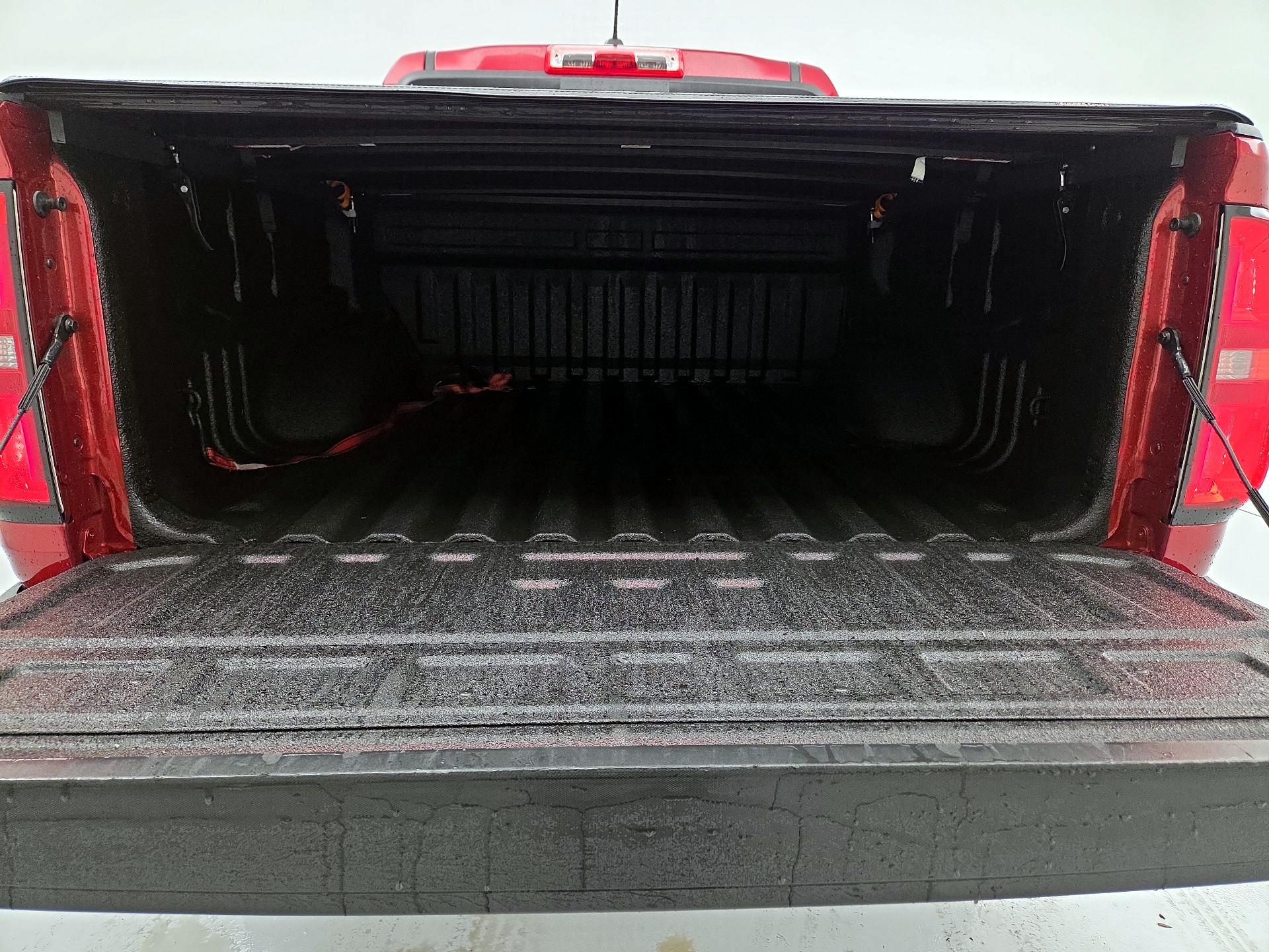 Thumbnail: 2021 Chevrolet Colorado - 20