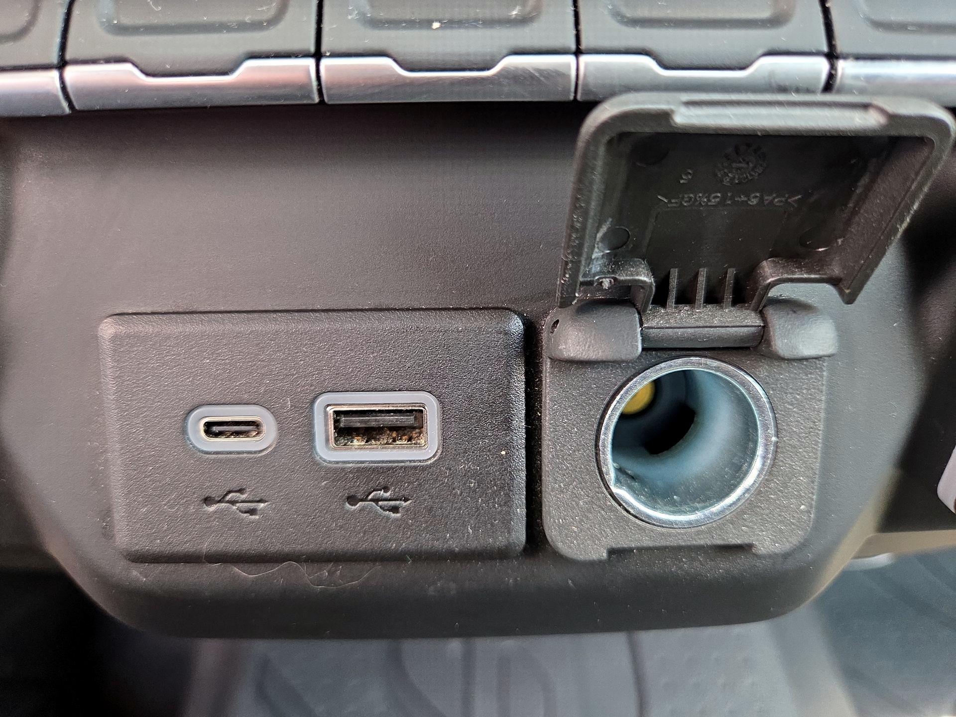Thumbnail: 2025 Chevrolet Silverado 2500 - 18