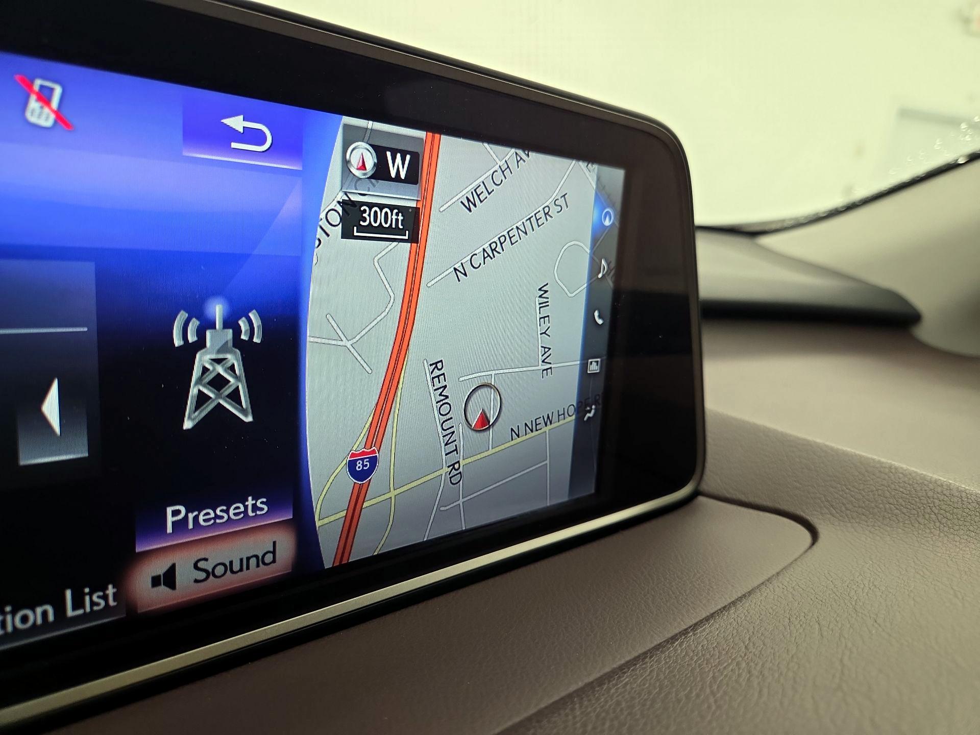 Thumbnail: 2017 Lexus RX - 14