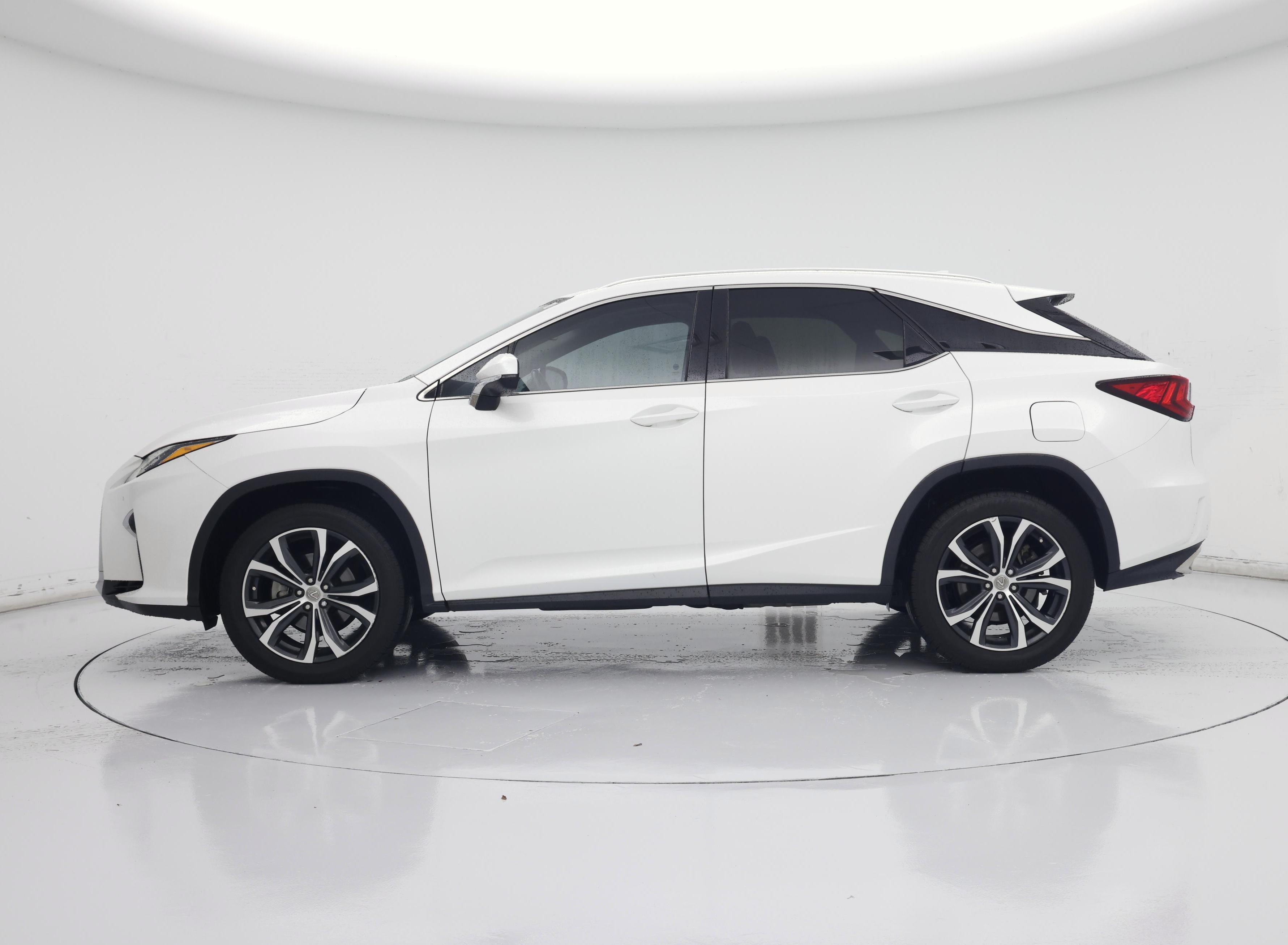 Thumbnail: 2017 Lexus RX - 3