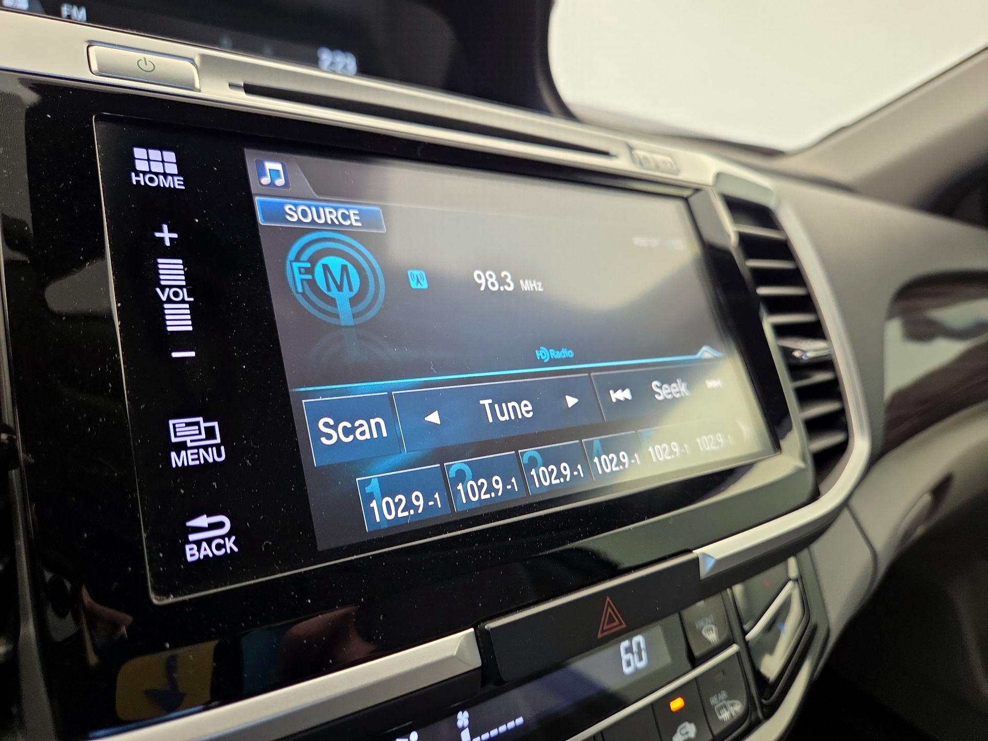 Thumbnail: 2016 Honda Accord - 15
