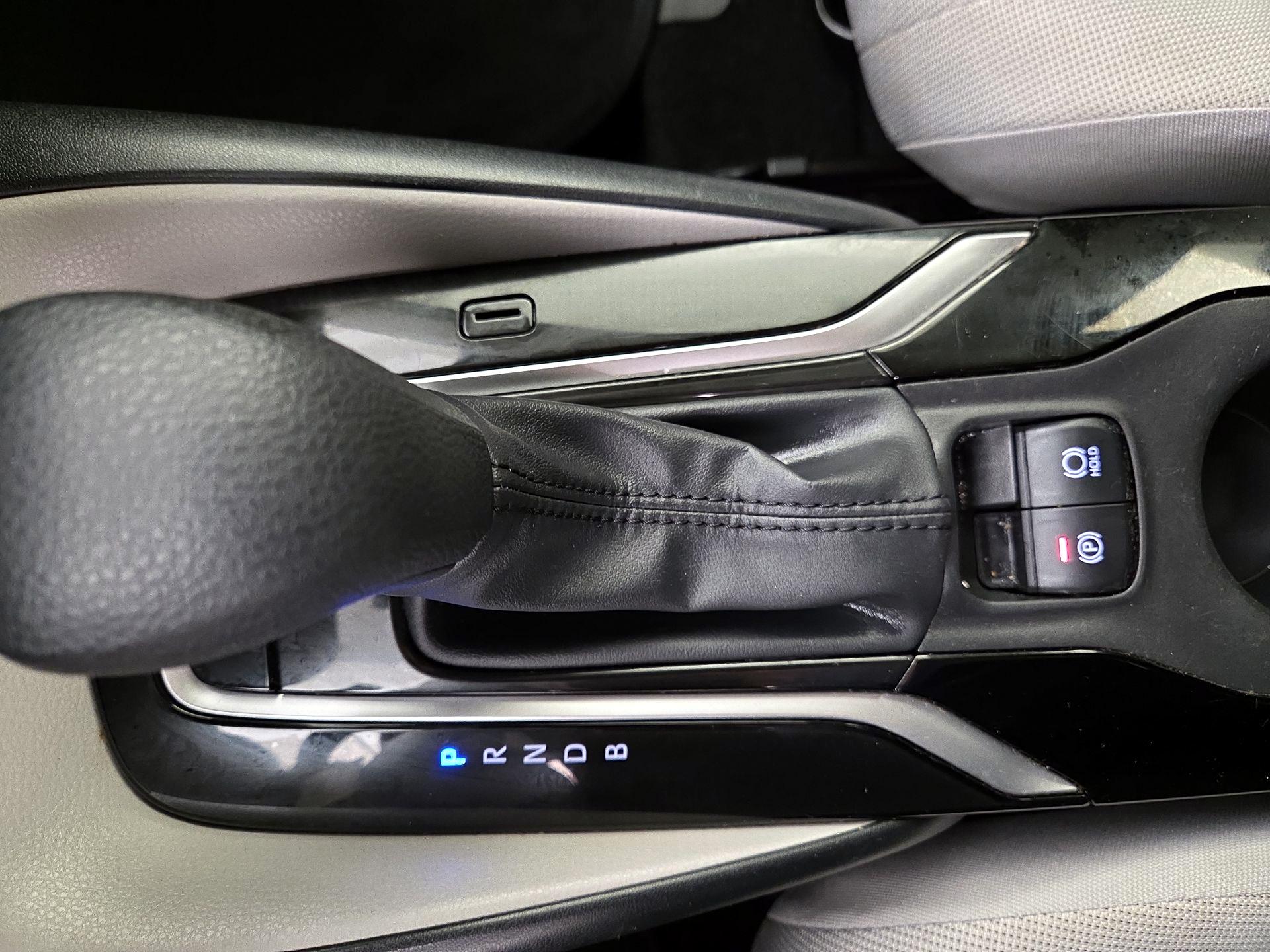 Thumbnail: 2022 Toyota Corolla - 17