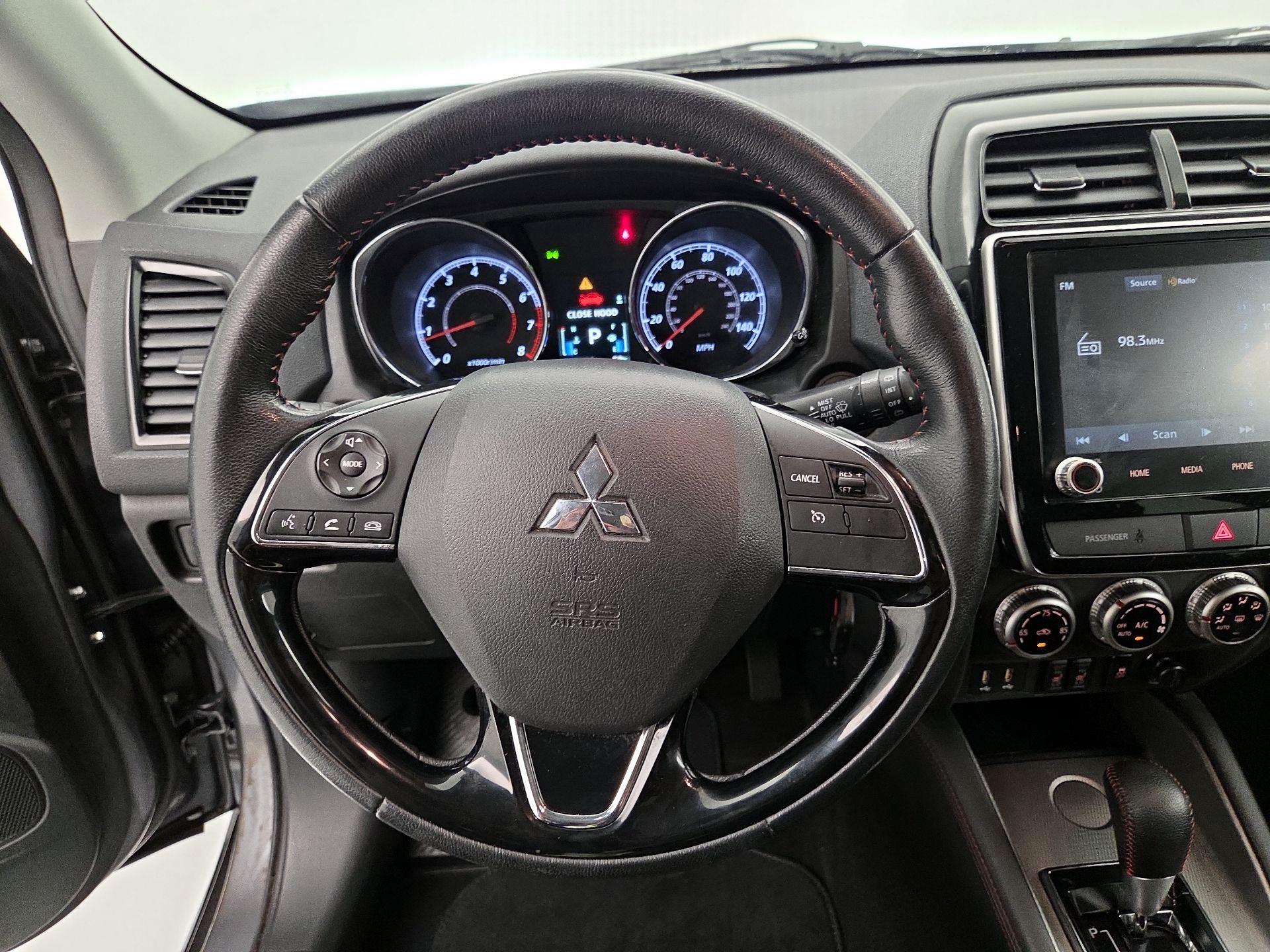 Thumbnail: 2021 Mitsubishi Outlander Sport - 10