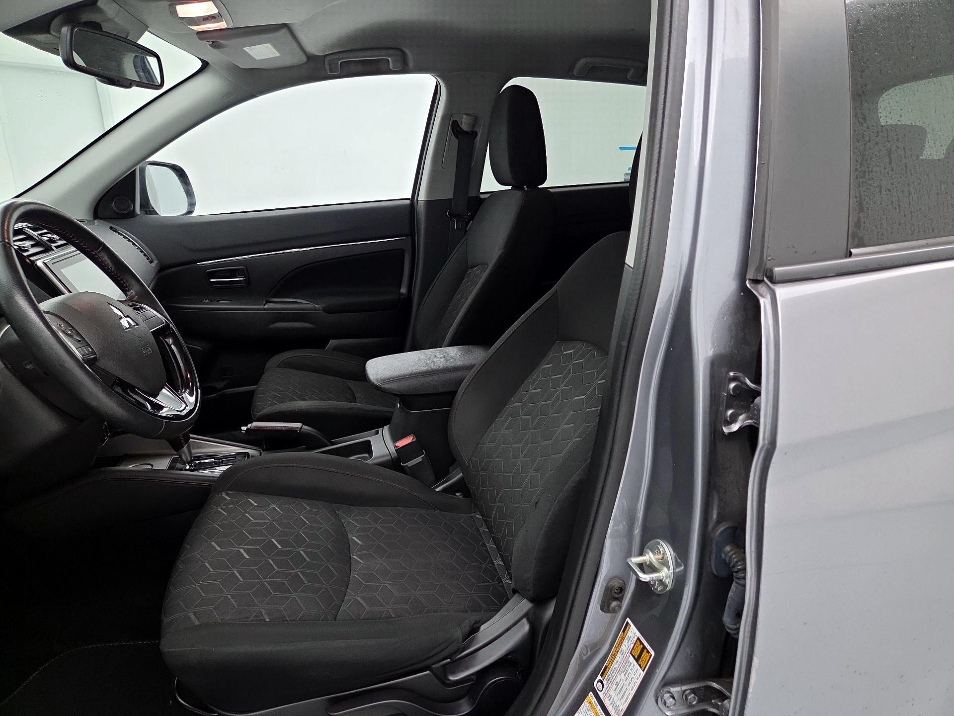 Thumbnail: 2021 Mitsubishi Outlander Sport - 11