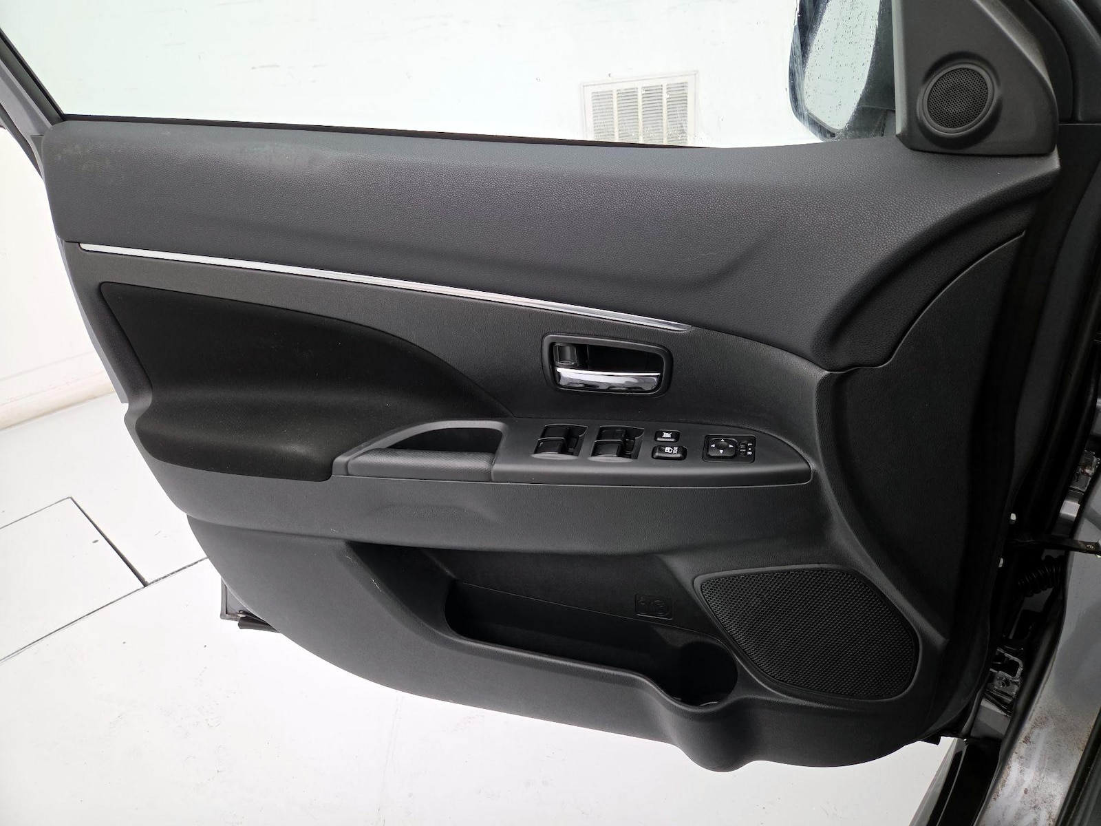 2021 Mitsubishi Outlander Sport LE - Photo 13