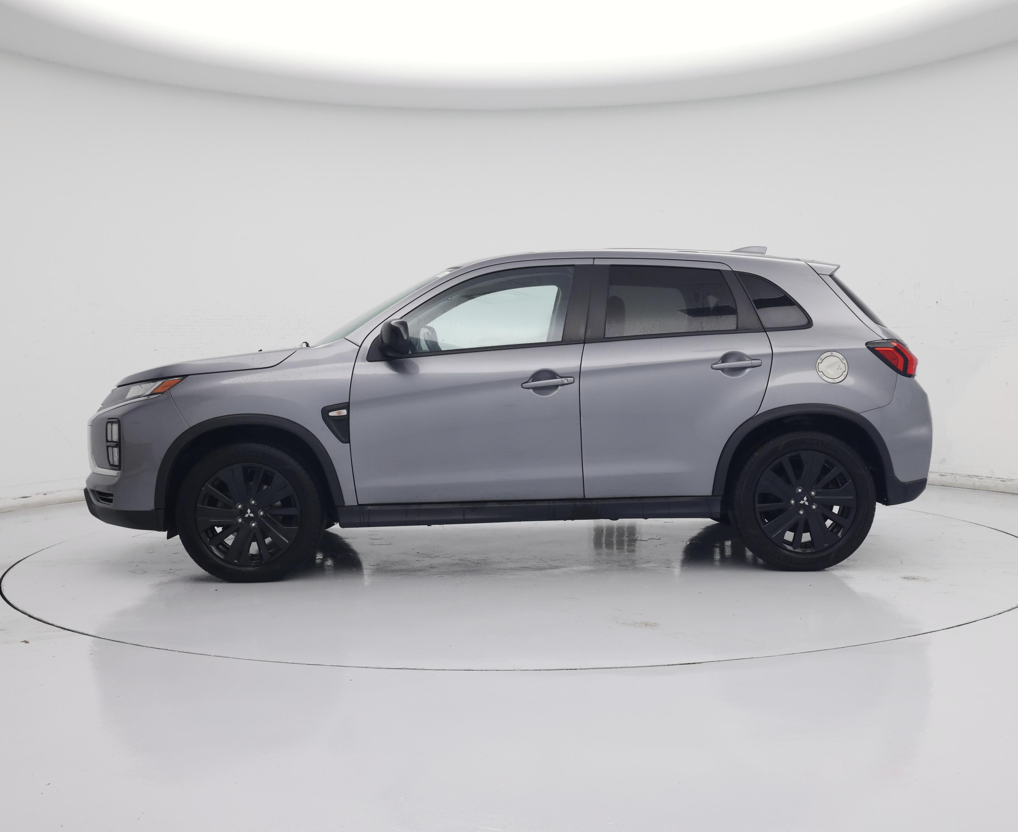 Thumbnail: 2021 Mitsubishi Outlander Sport - 3