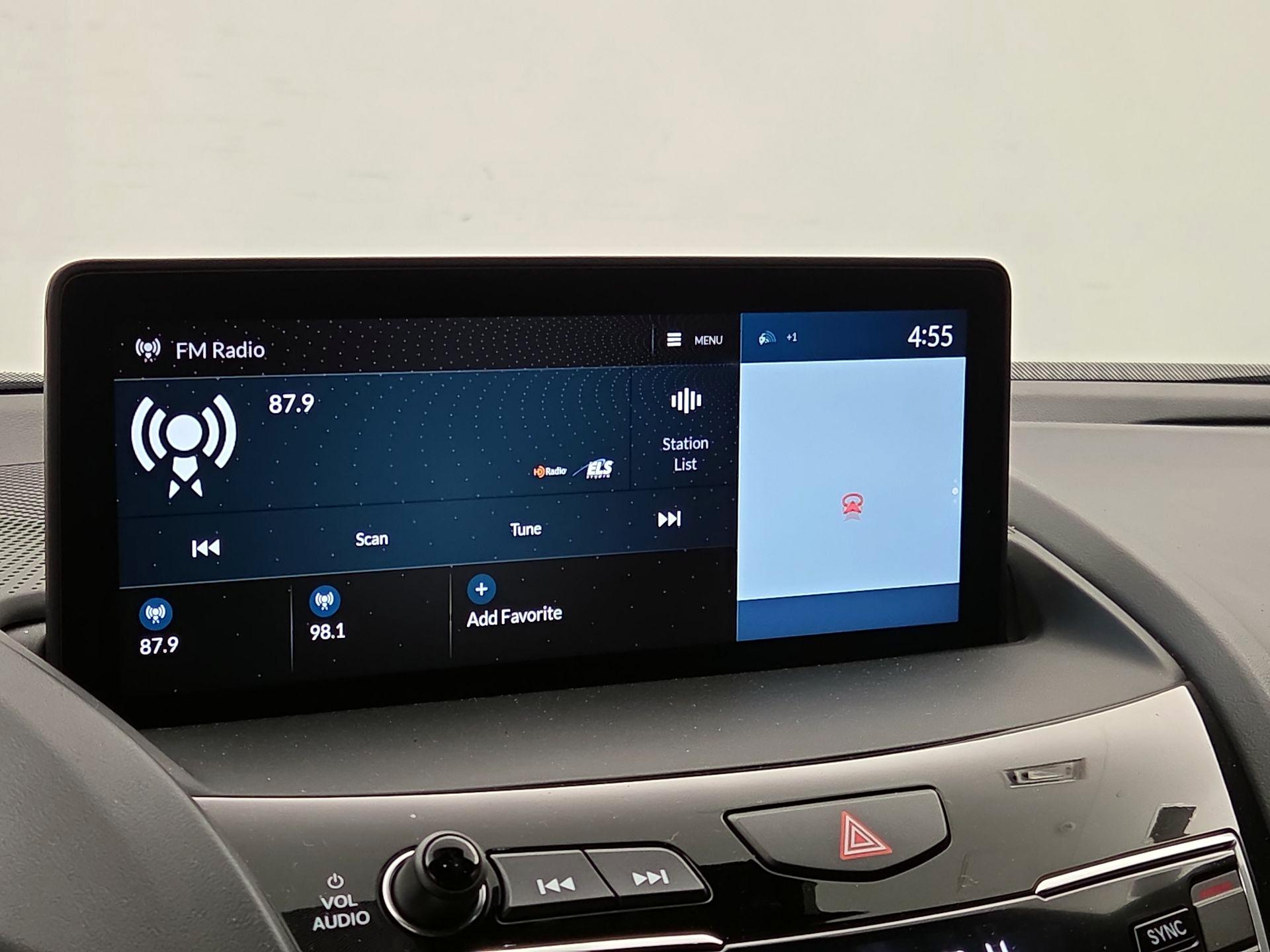 Thumbnail: 2025 Acura RDX - 16