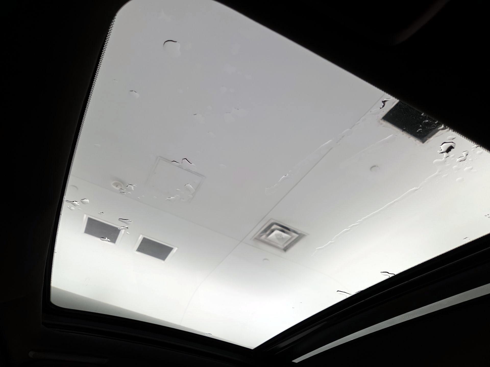 Thumbnail: 2025 Acura RDX - 19