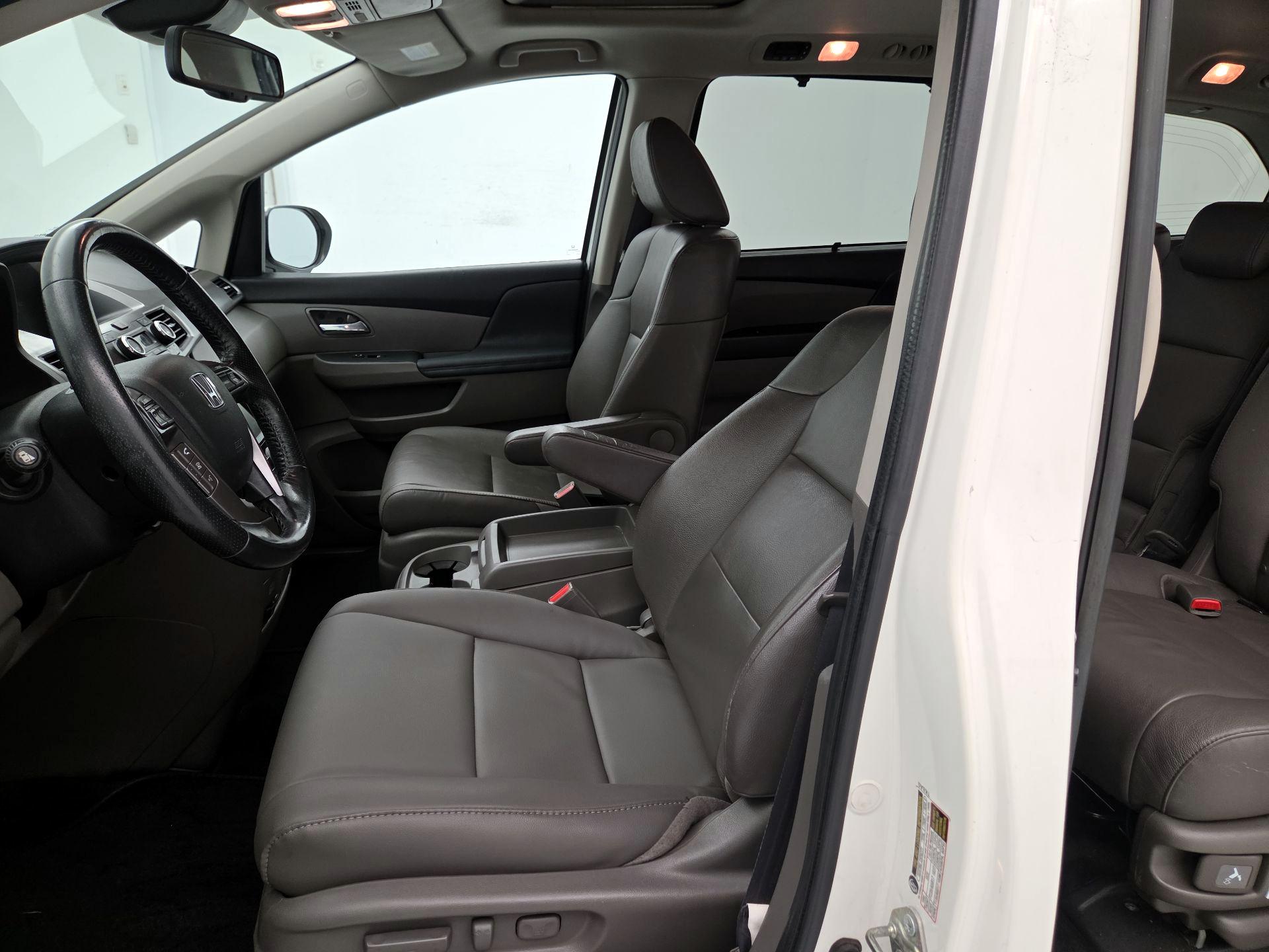 Thumbnail: 2016 Honda Odyssey - 11