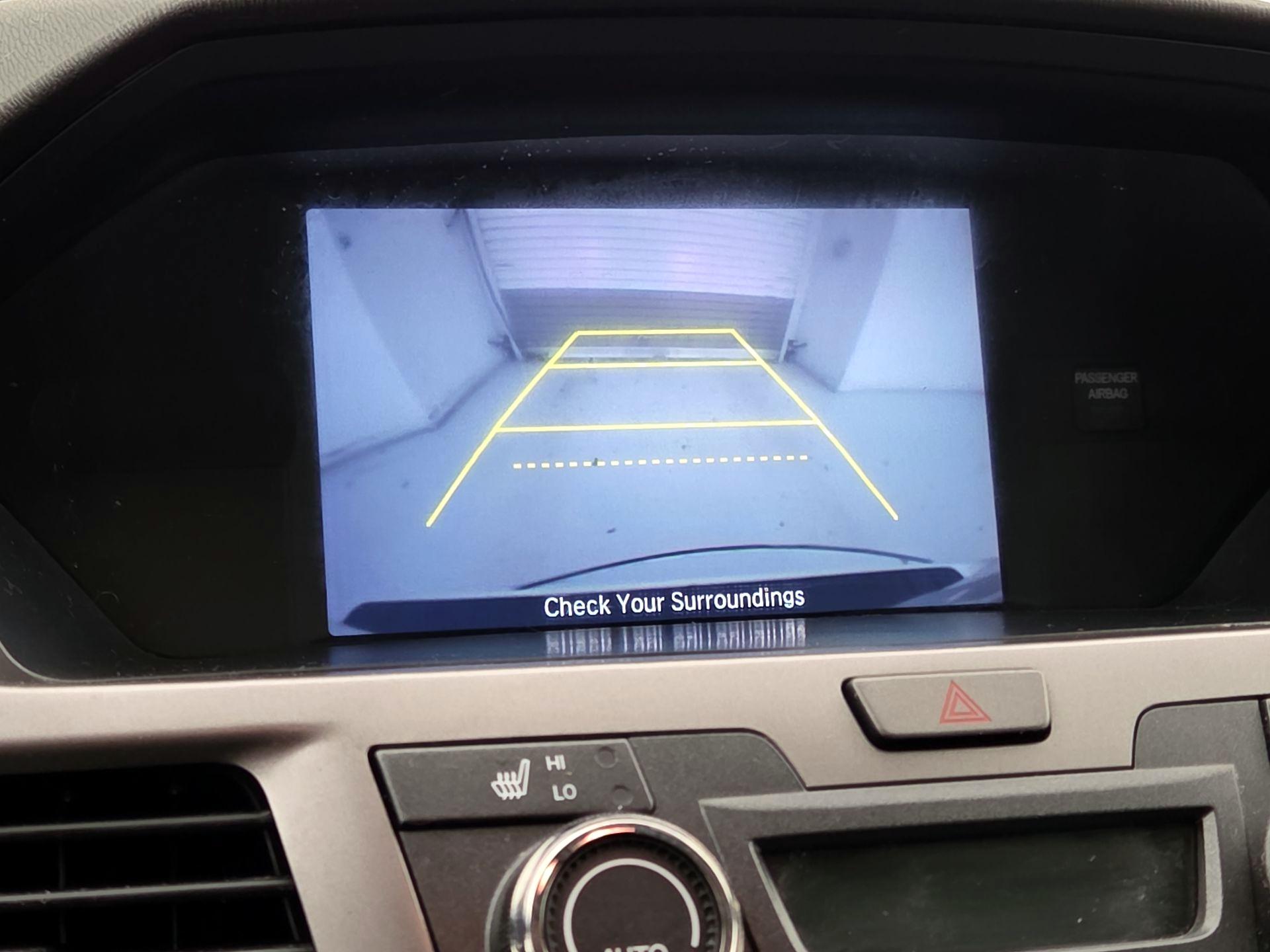 Thumbnail: 2016 Honda Odyssey - 14