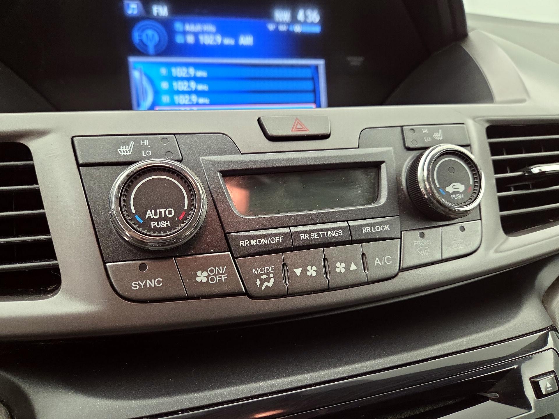 Thumbnail: 2016 Honda Odyssey - 16