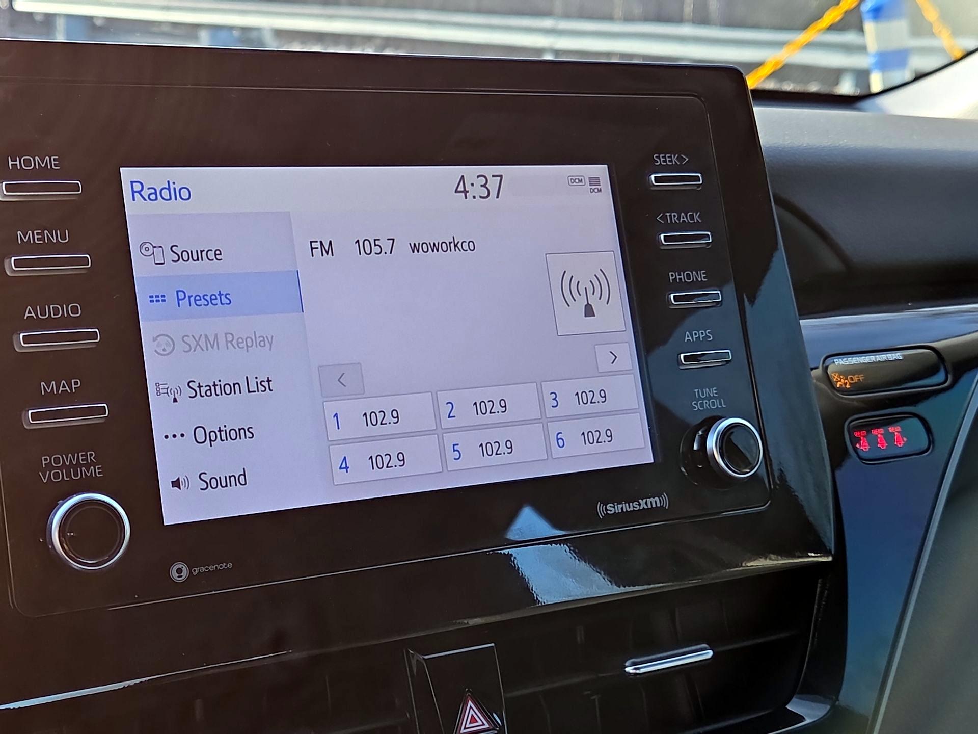 Thumbnail: 2022 Toyota Camry - 13