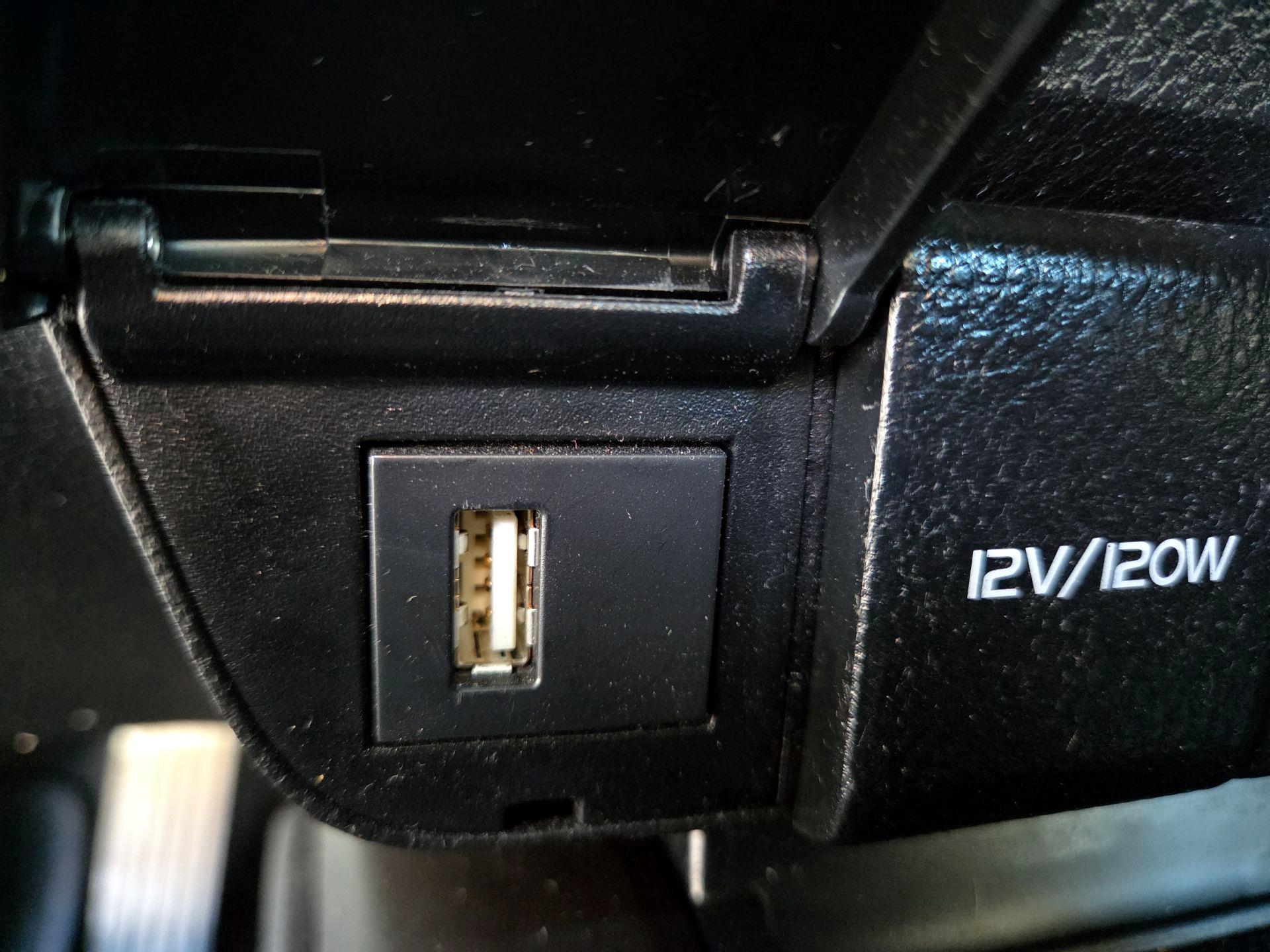 Thumbnail: 2022 Toyota Camry - 16