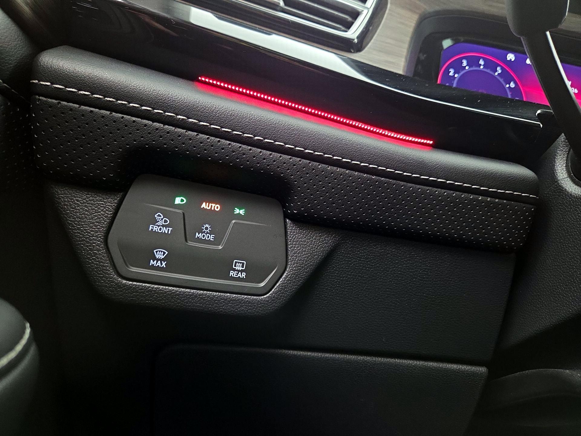 Thumbnail: 2024 Volkswagen Atlas - 13