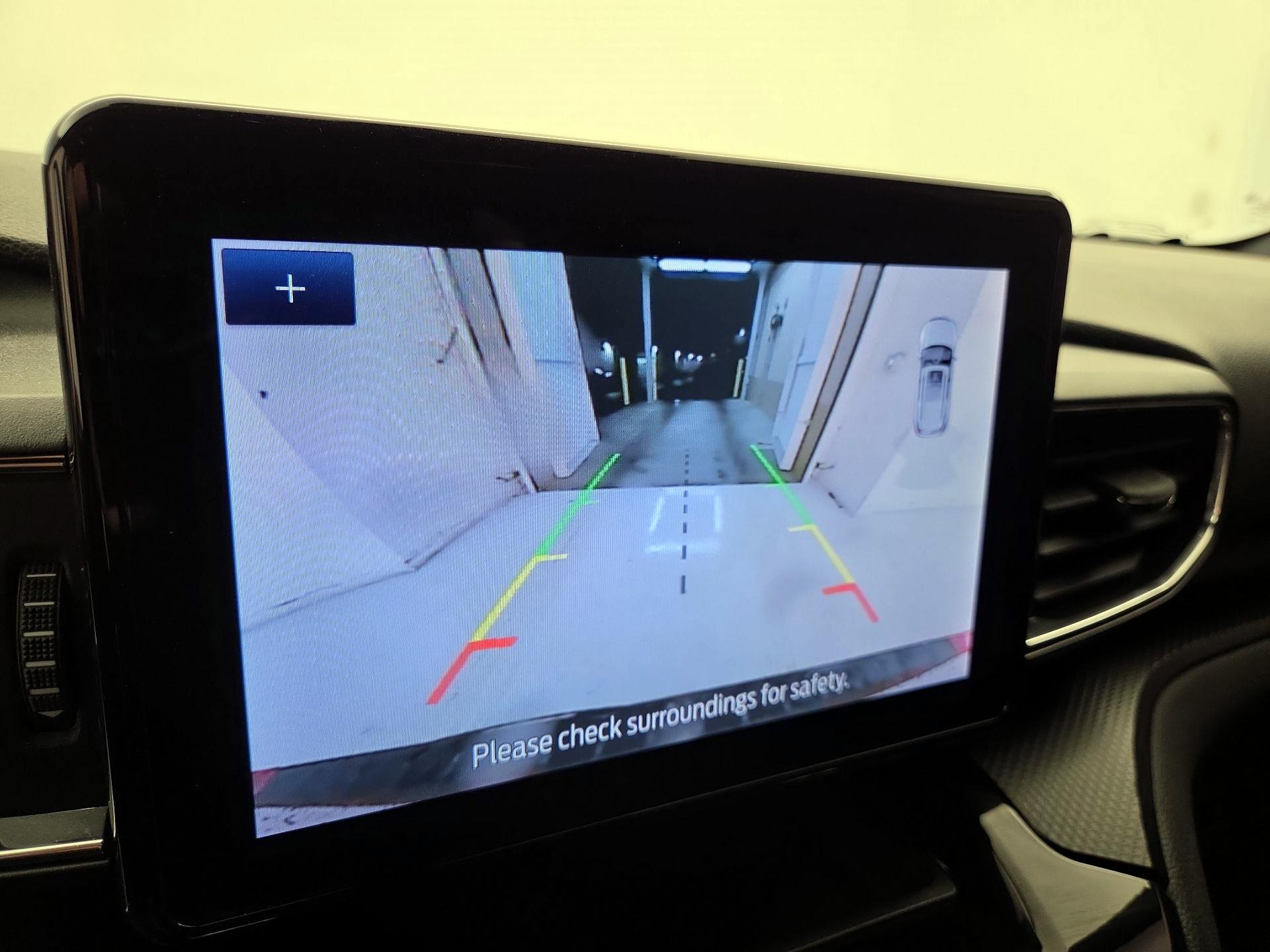 Thumbnail: 2023 Ford Explorer - 14