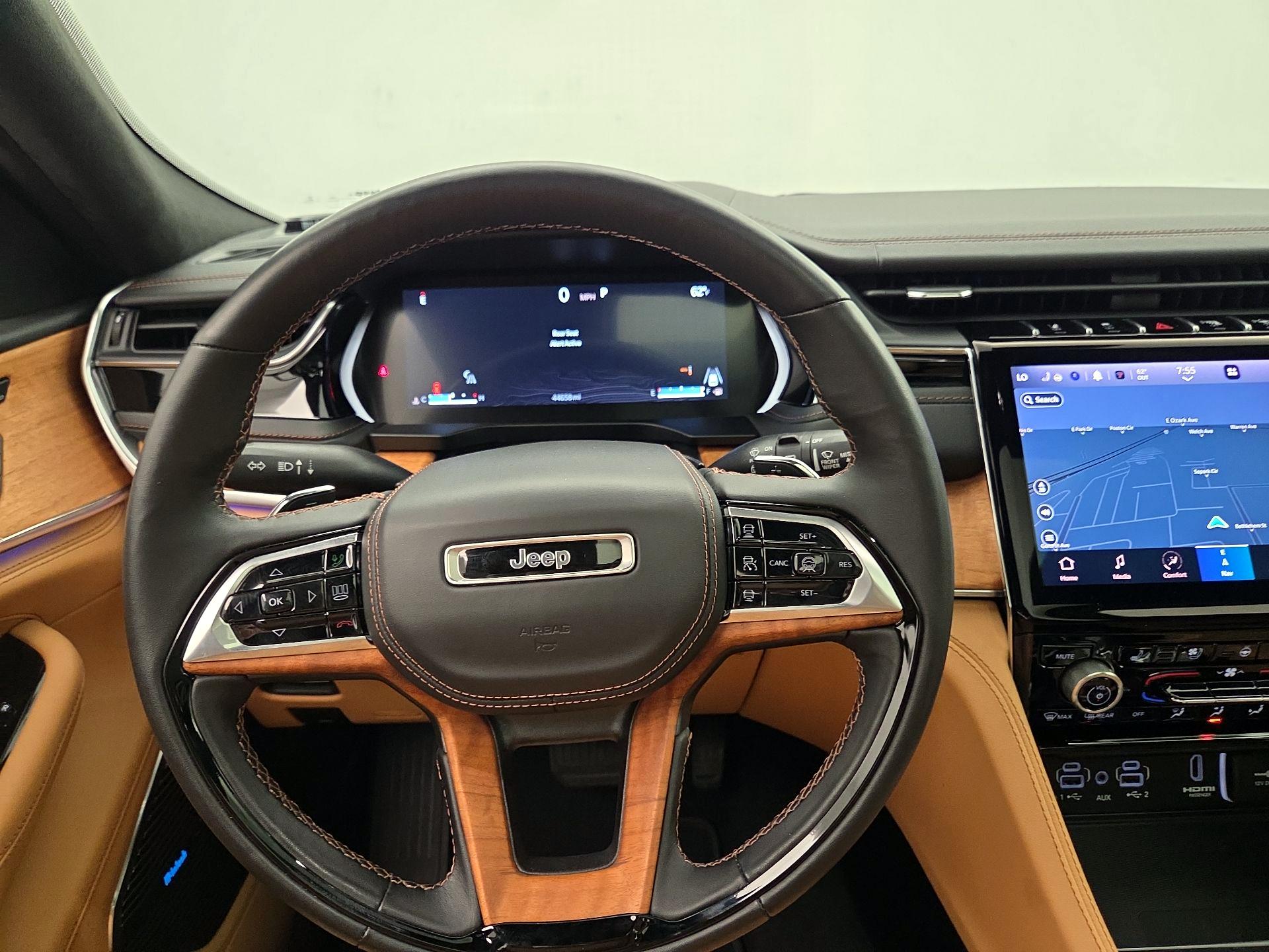 Thumbnail: 2023 Jeep Grand Cherokee - 10