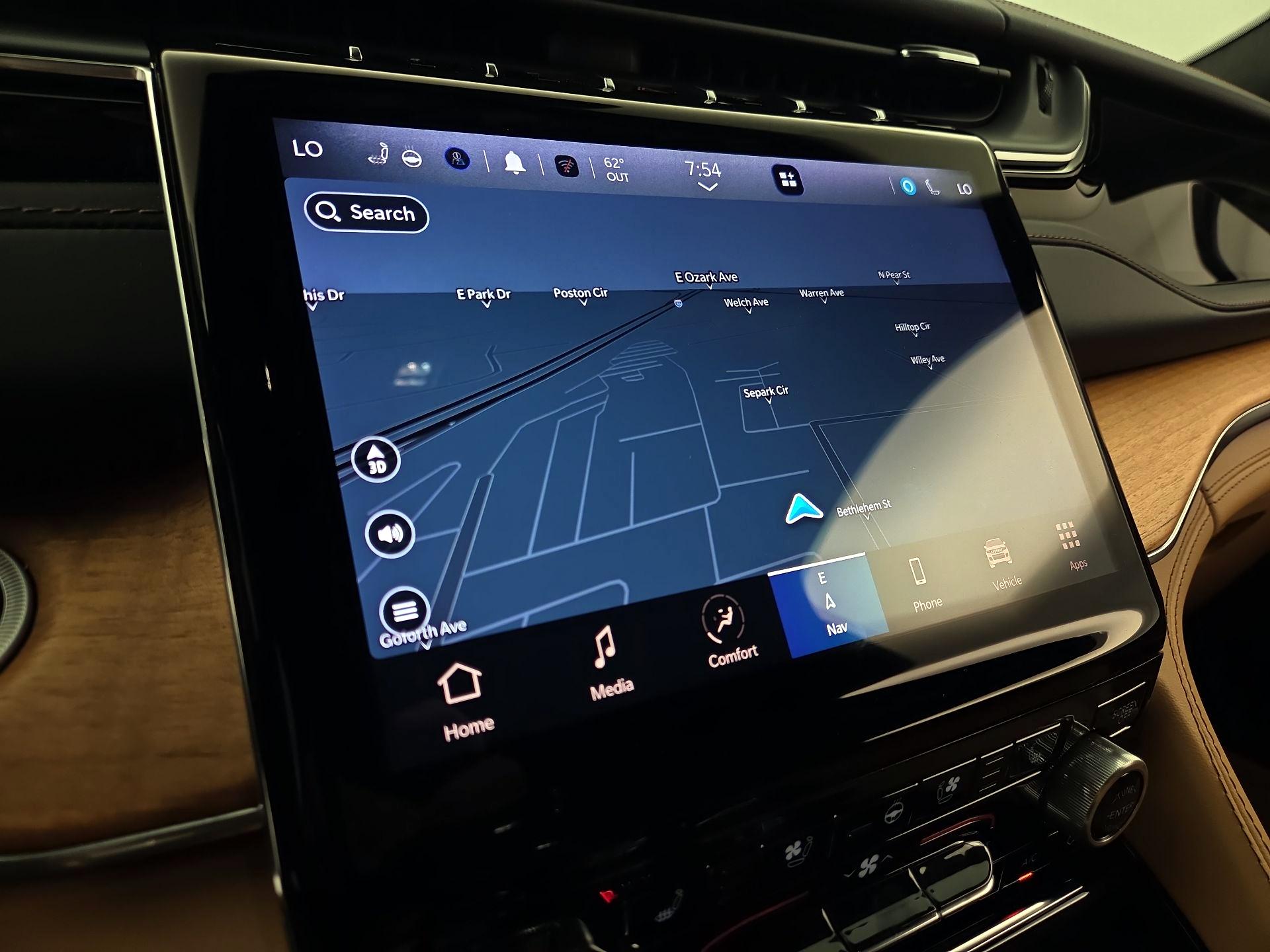 Thumbnail: 2023 Jeep Grand Cherokee - 14