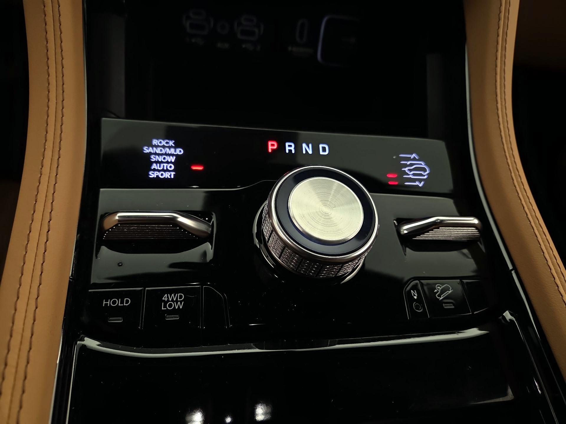 Thumbnail: 2023 Jeep Grand Cherokee - 18