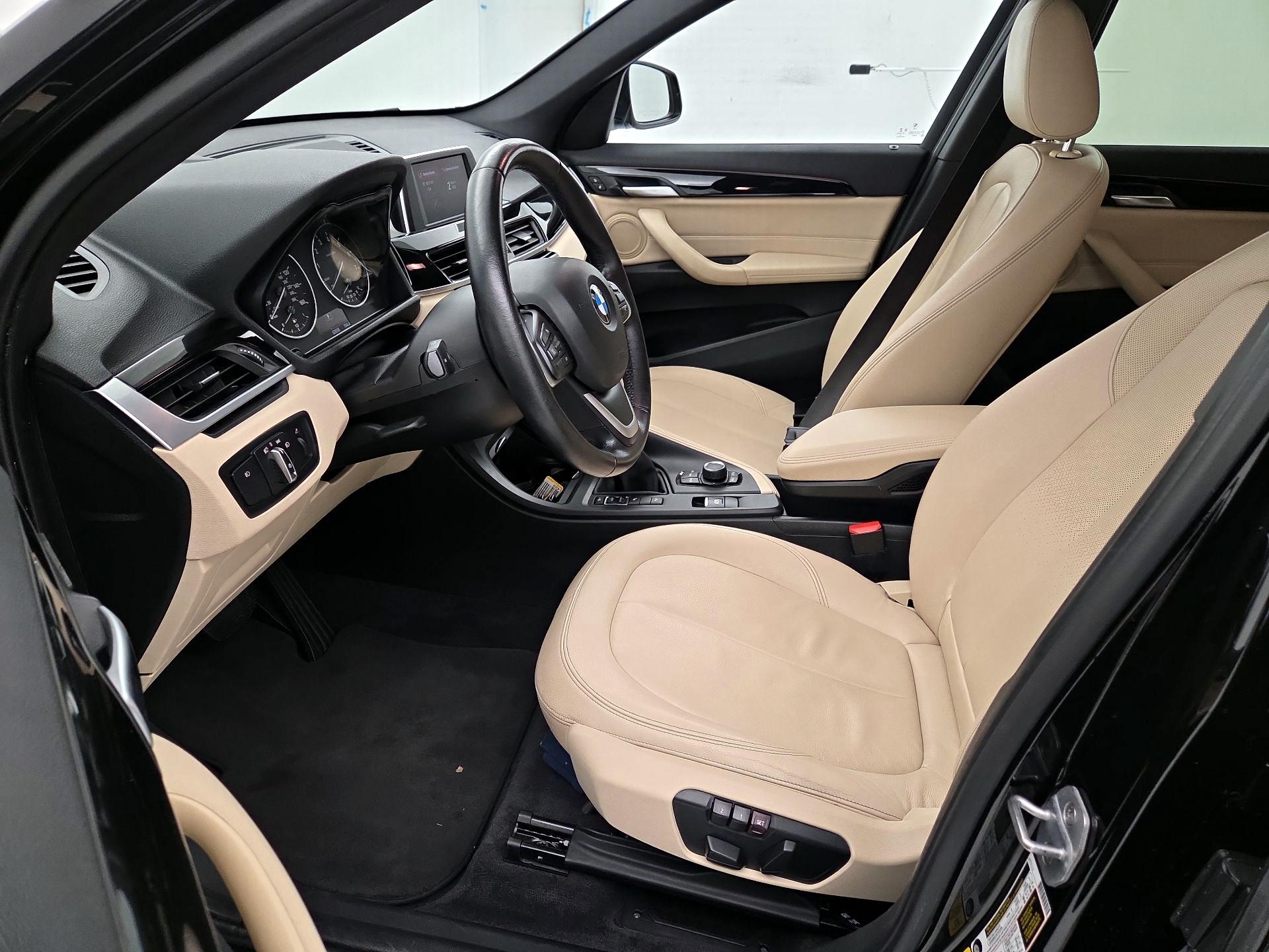 Thumbnail: 2018 BMW X1 - 11