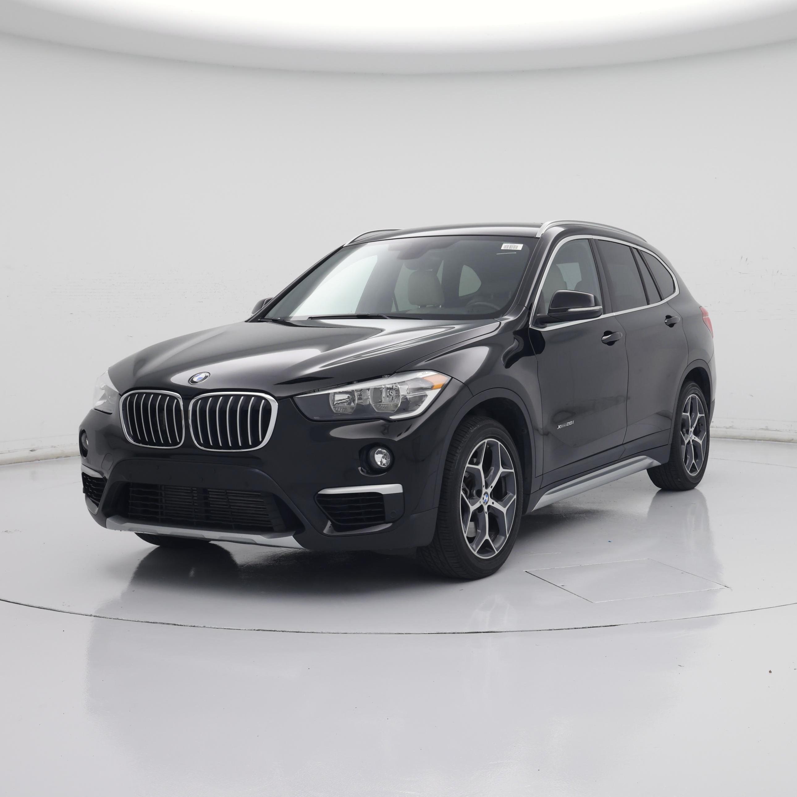 Thumbnail: 2018 BMW X1 - 4