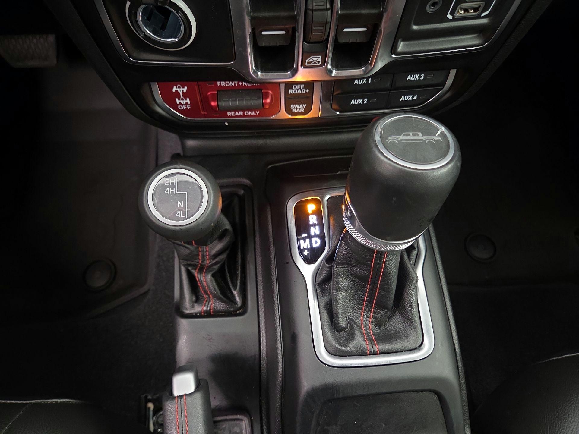 Thumbnail: 2023 Jeep Gladiator - 18