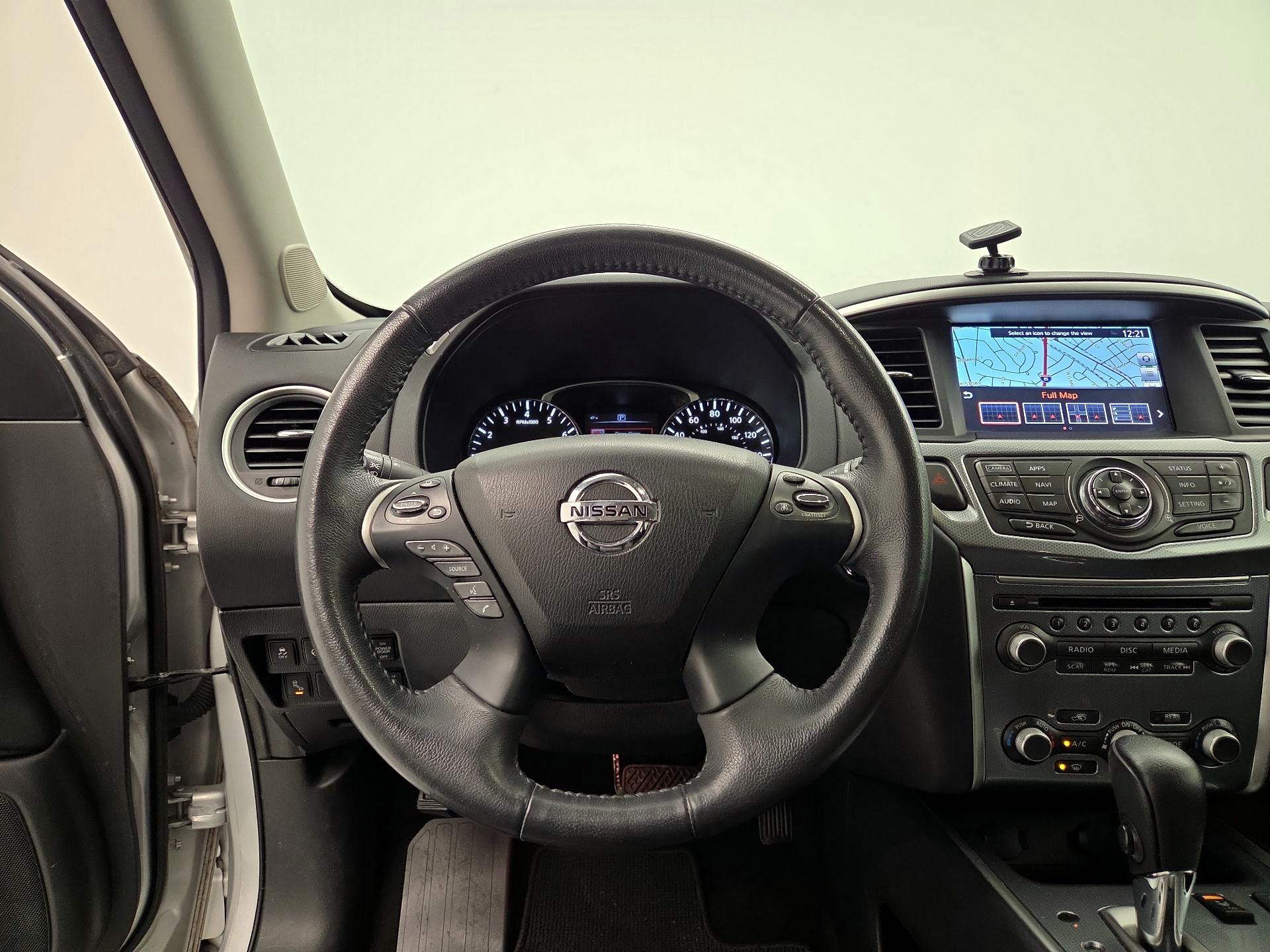 Thumbnail: 2017 Nissan Pathfinder - 10