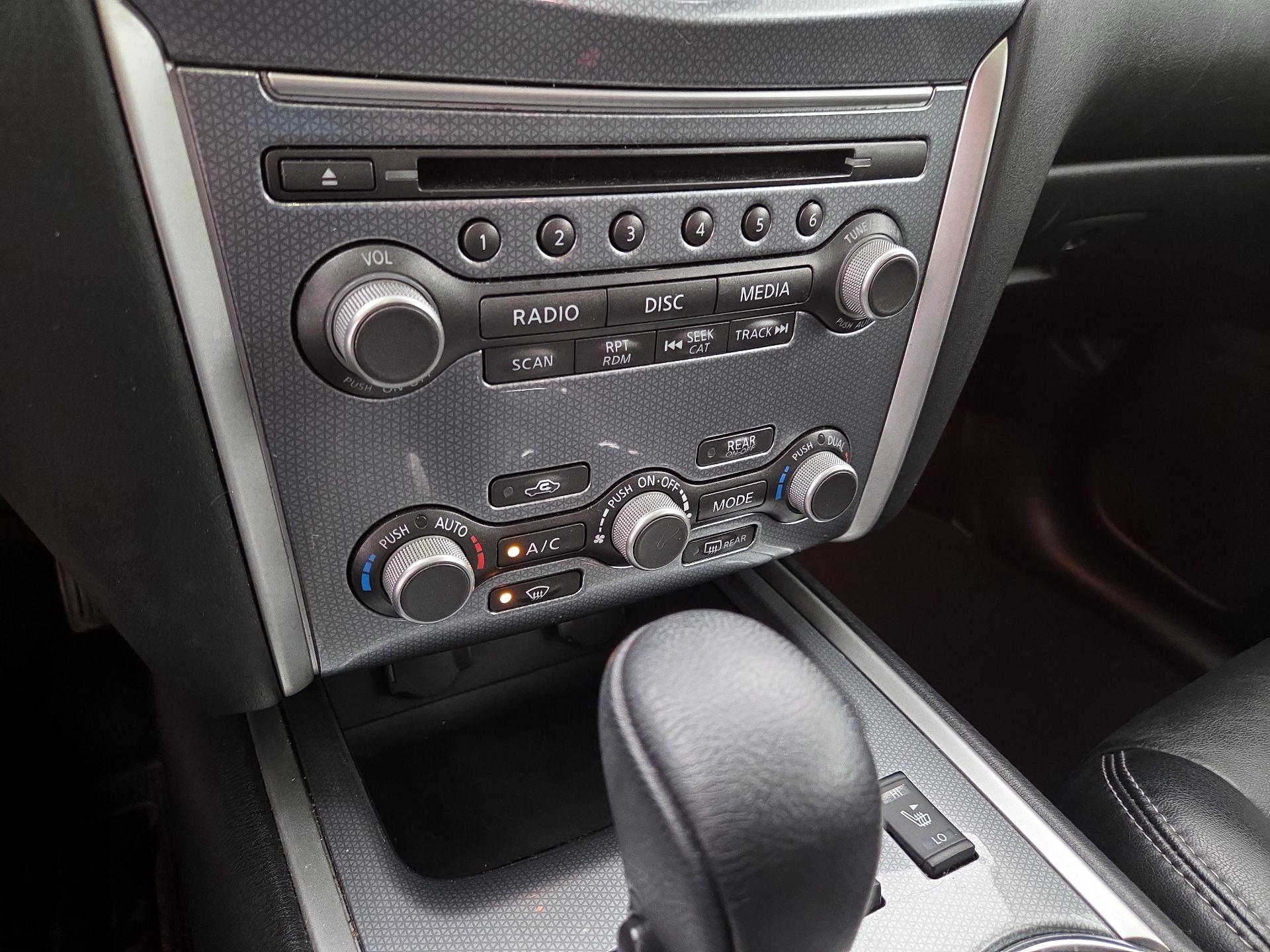 Thumbnail: 2017 Nissan Pathfinder - 17