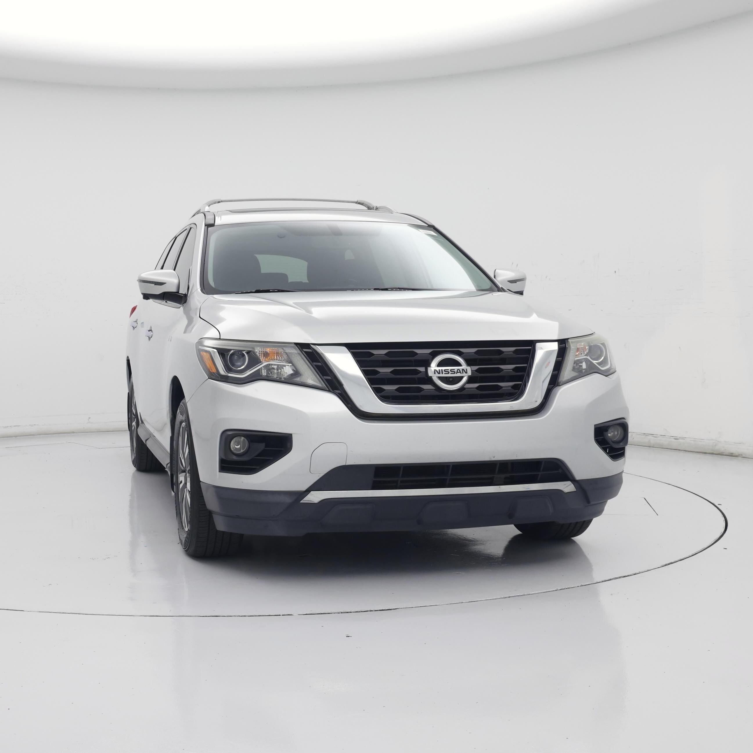 Thumbnail: 2017 Nissan Pathfinder - 5