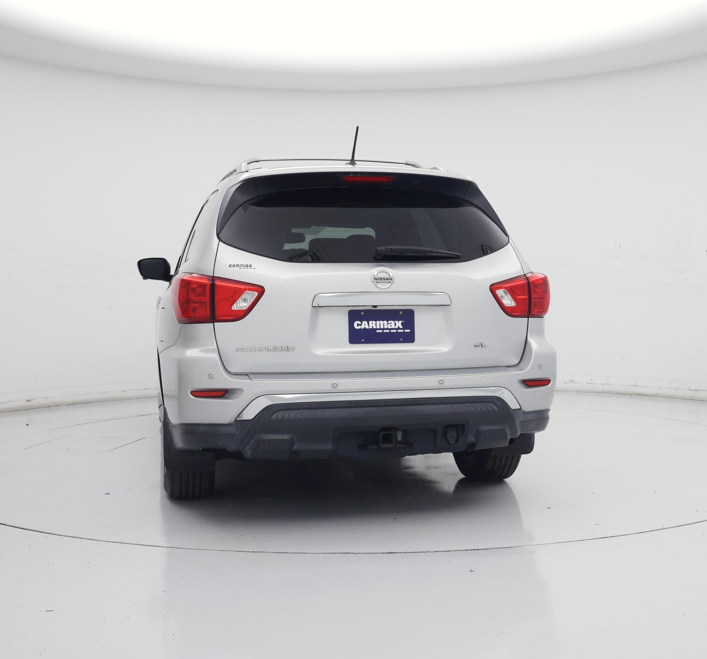 Thumbnail: 2017 Nissan Pathfinder - 6