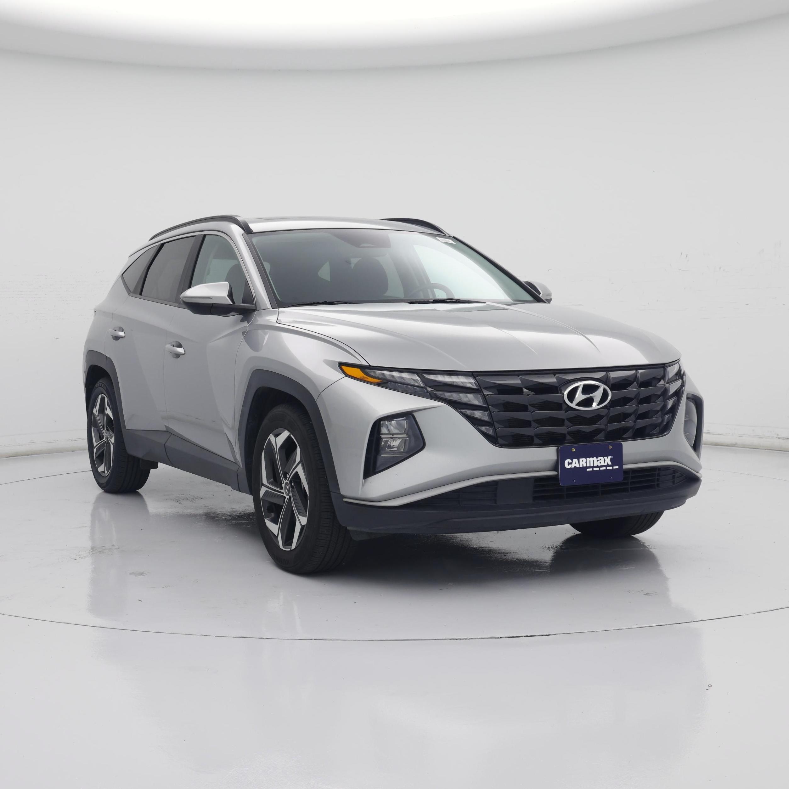Silver 2022 Hyundai Tucson SUV / Crossover Front-Wheel Drive Automatic