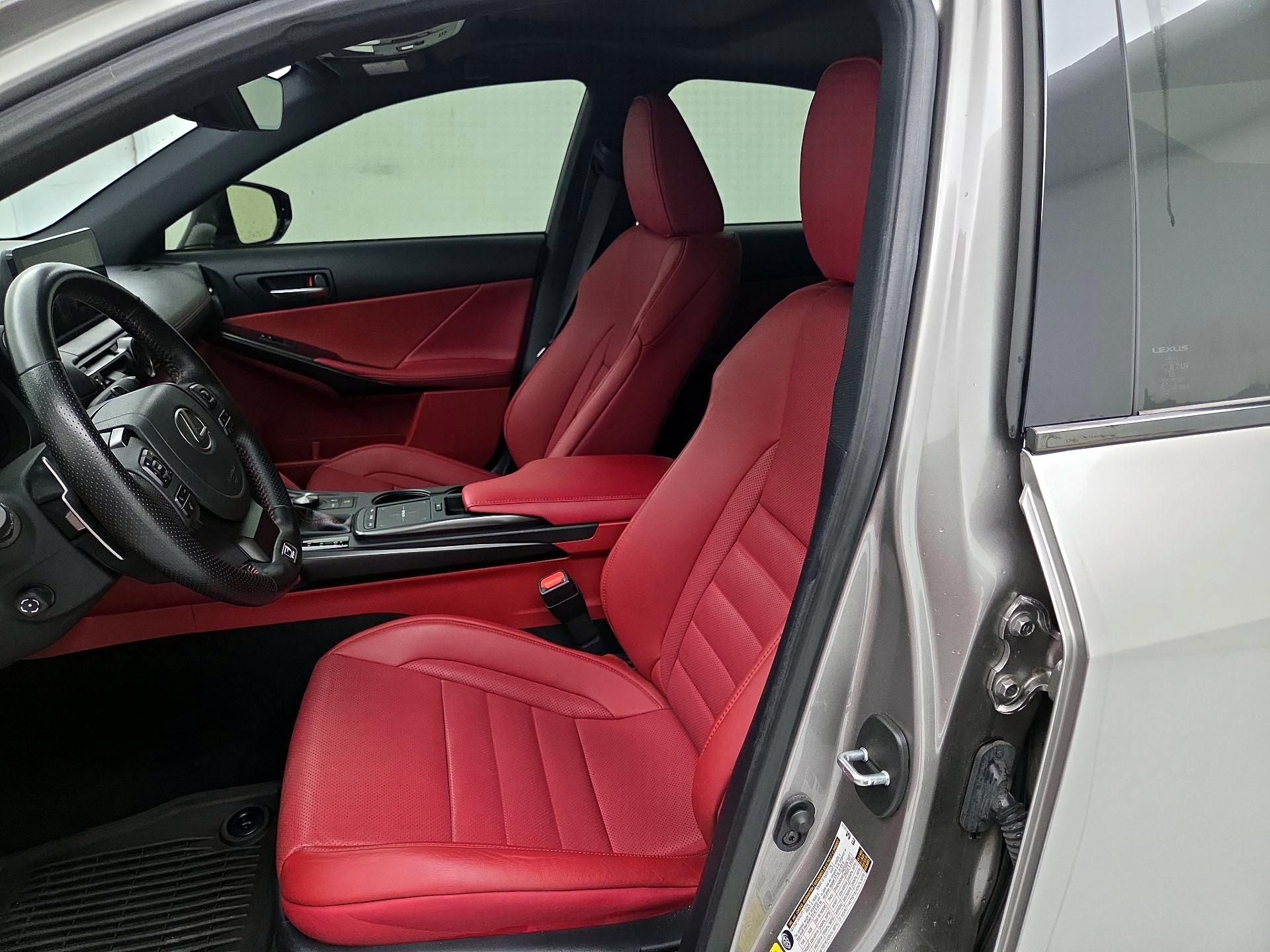 Thumbnail: 2023 Lexus IS - 11