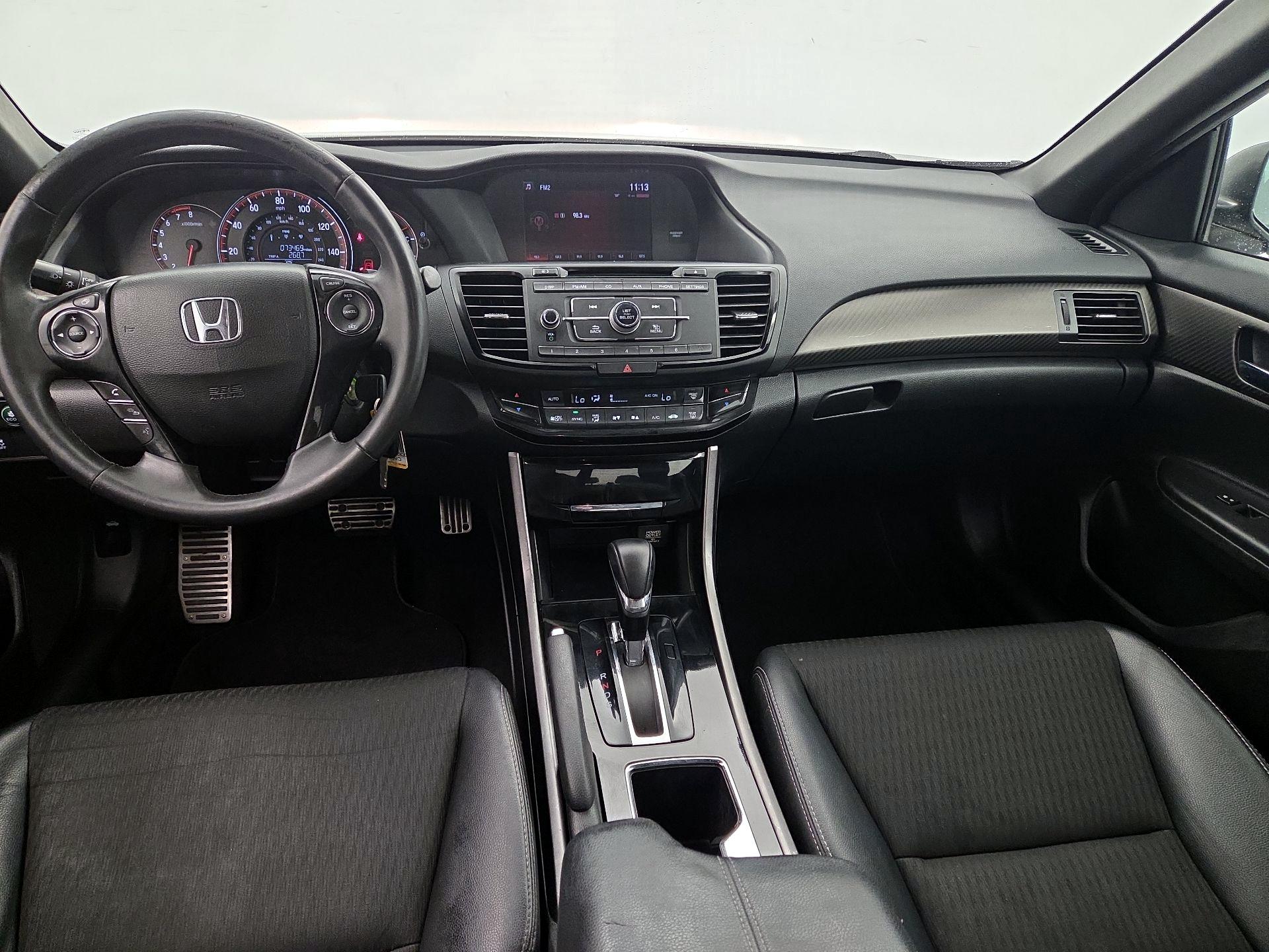 Thumbnail: 2017 Honda Accord - 9