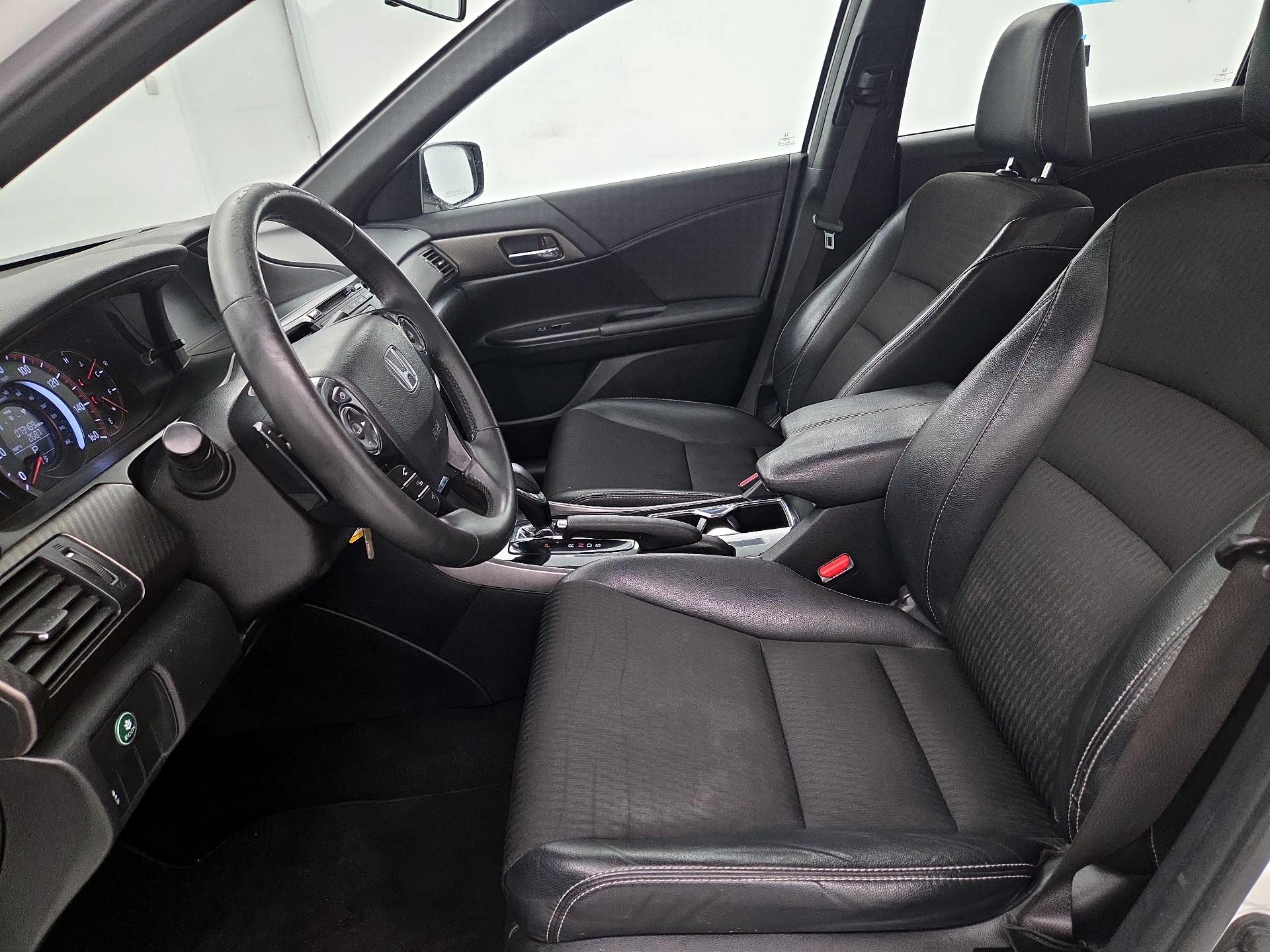 Thumbnail: 2017 Honda Accord - 11