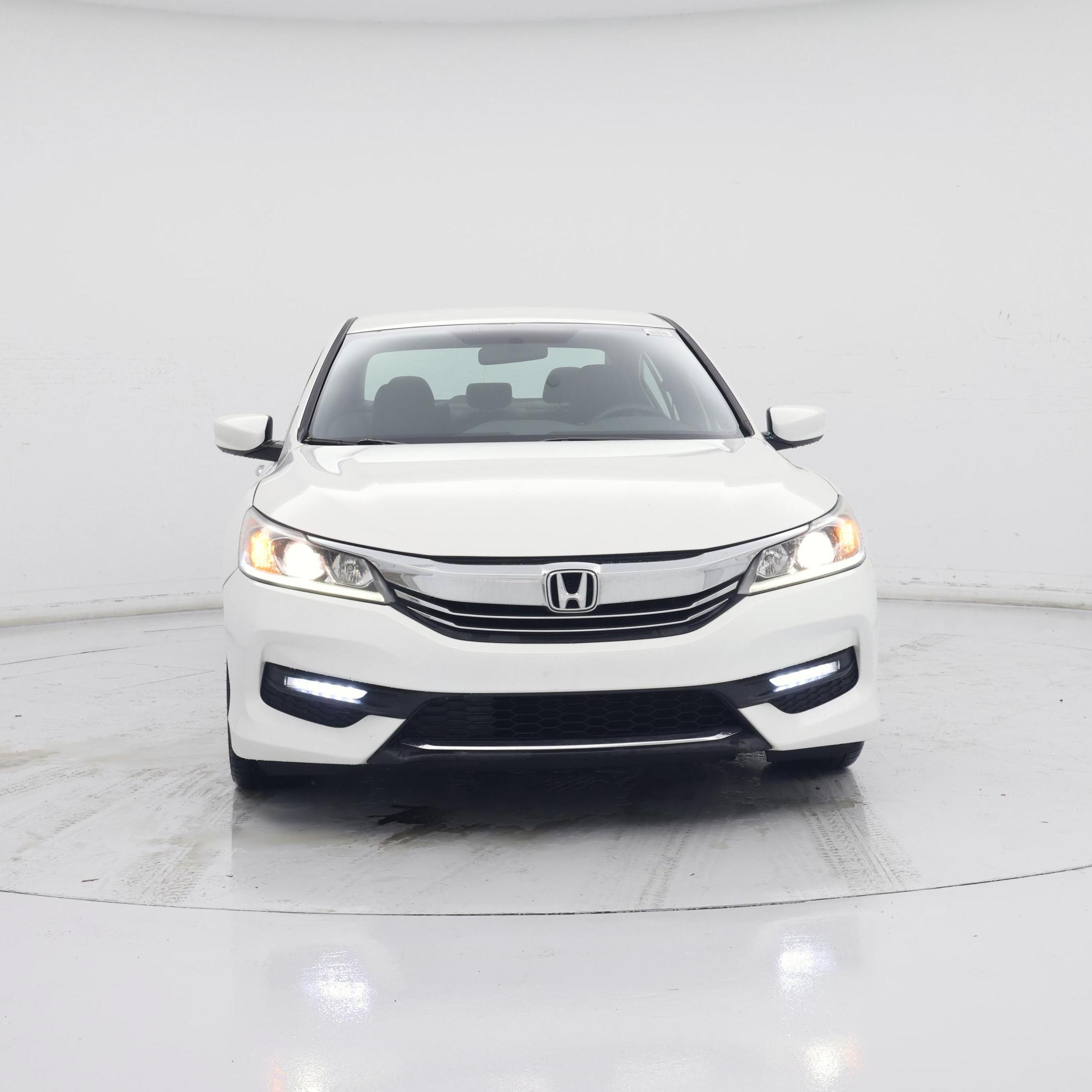 Thumbnail: 2017 Honda Accord - 5