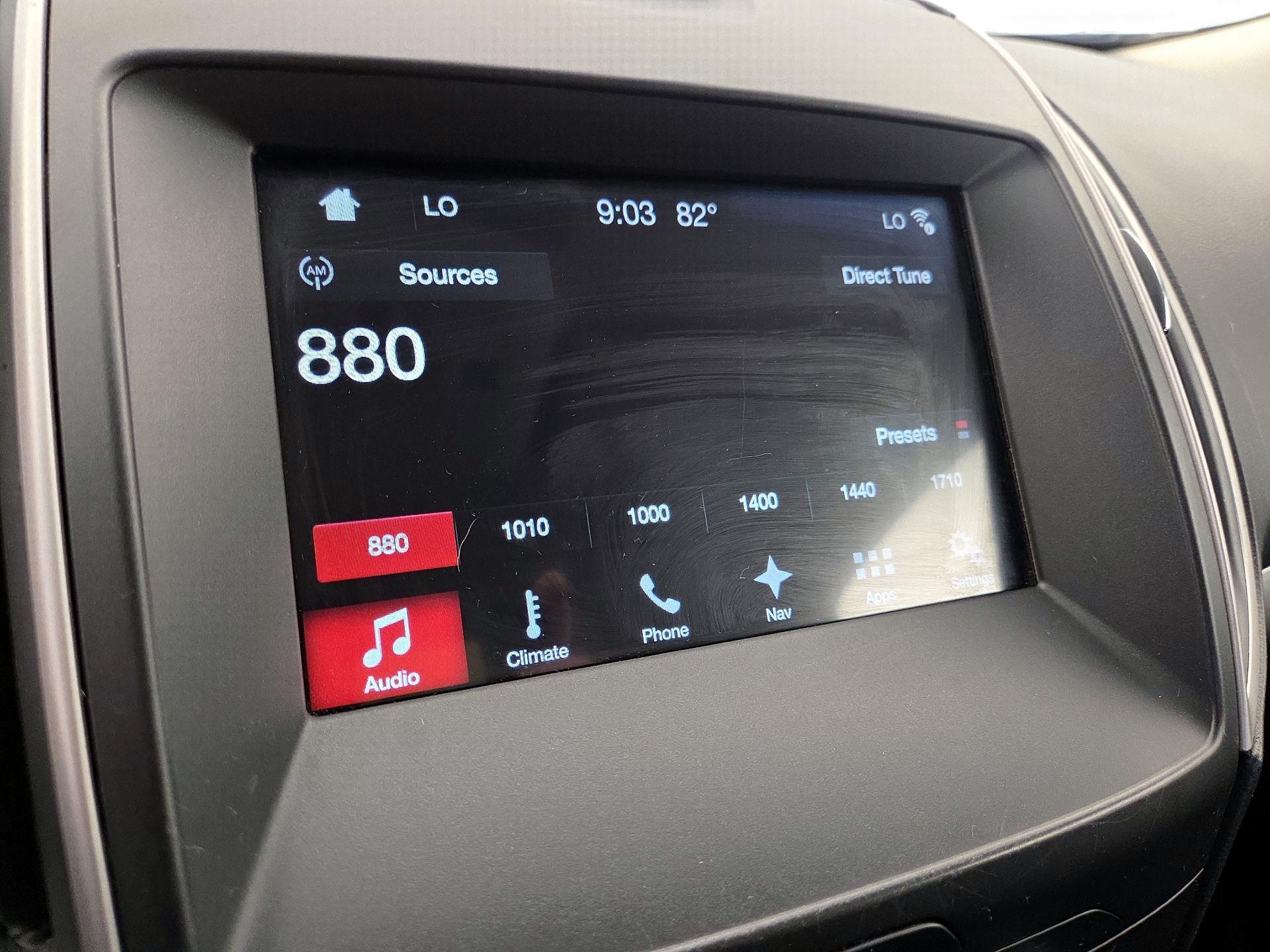 Thumbnail: 2016 Ford Edge - 16