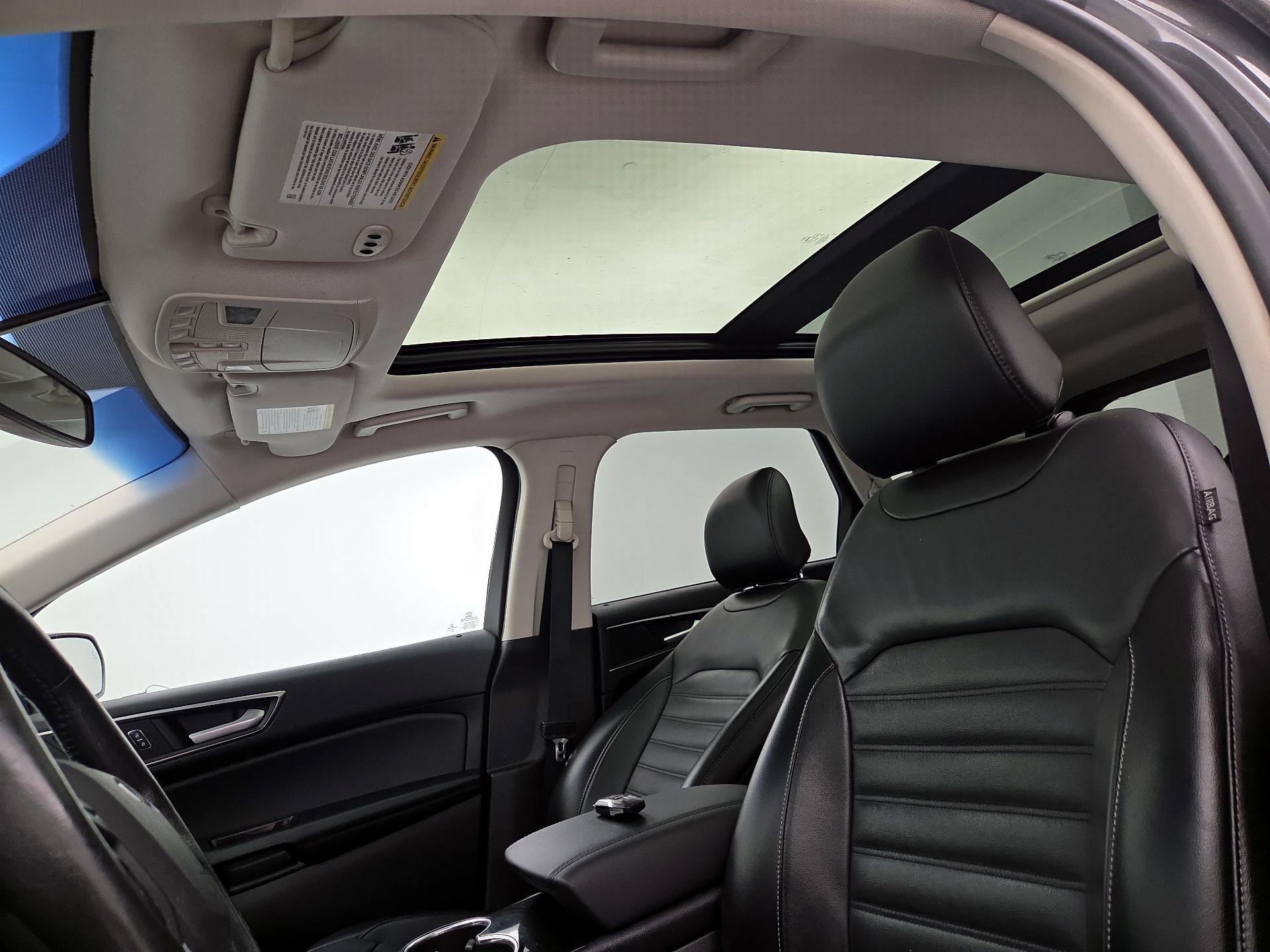 Thumbnail: 2016 Ford Edge - 20