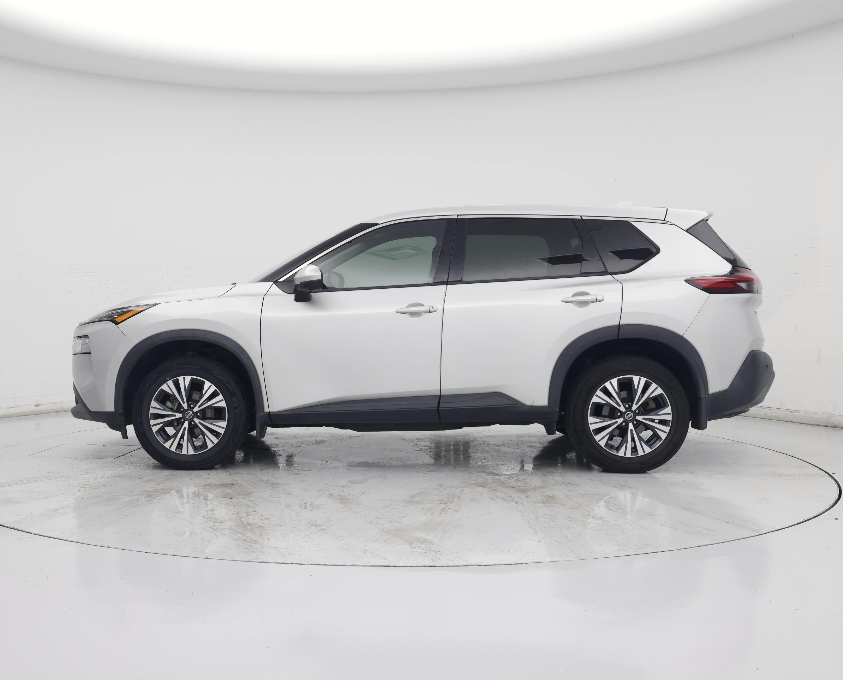 Thumbnail: 2021 Nissan Rogue - 3
