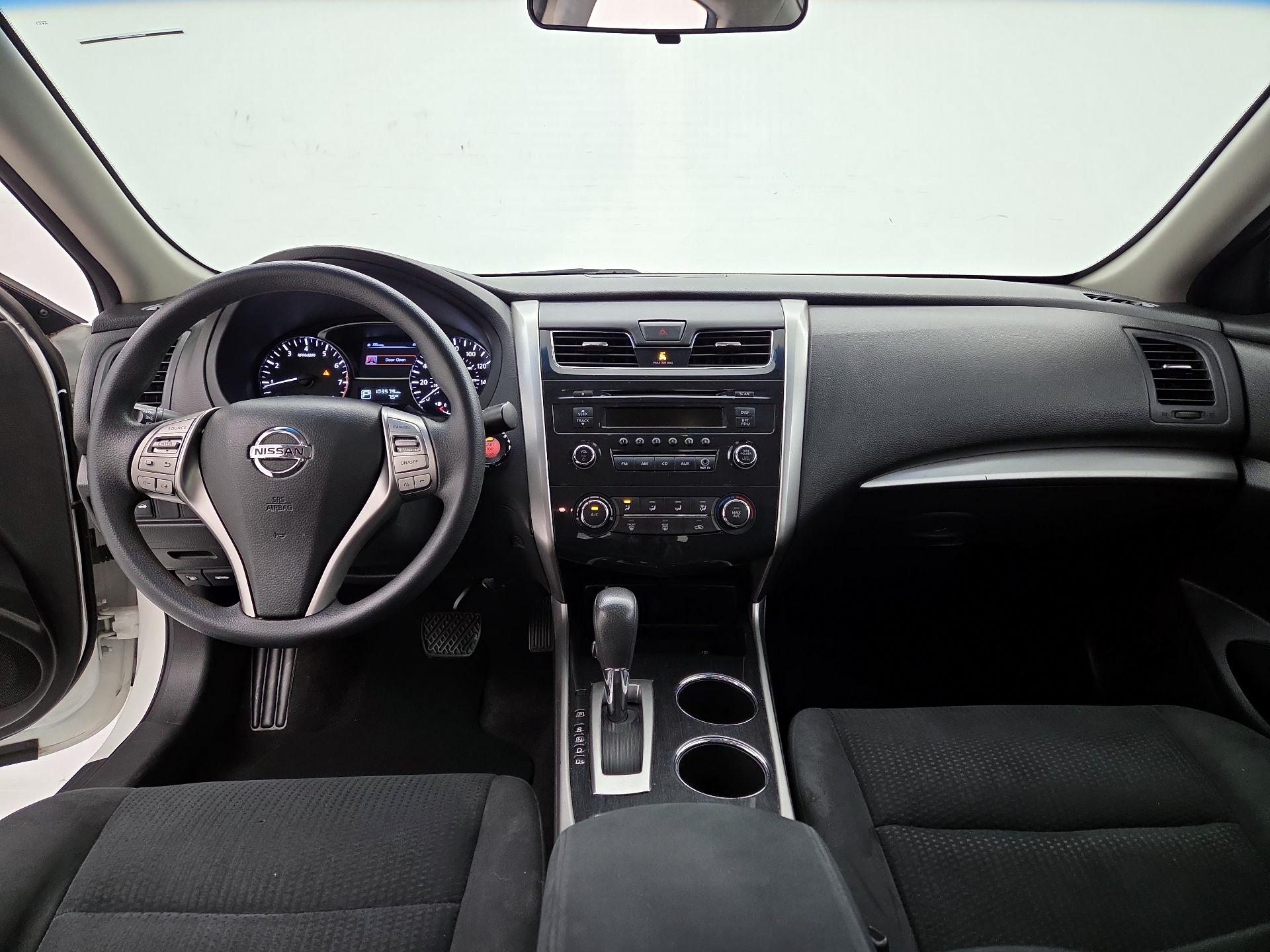 Thumbnail: 2014 Nissan Altima - 9