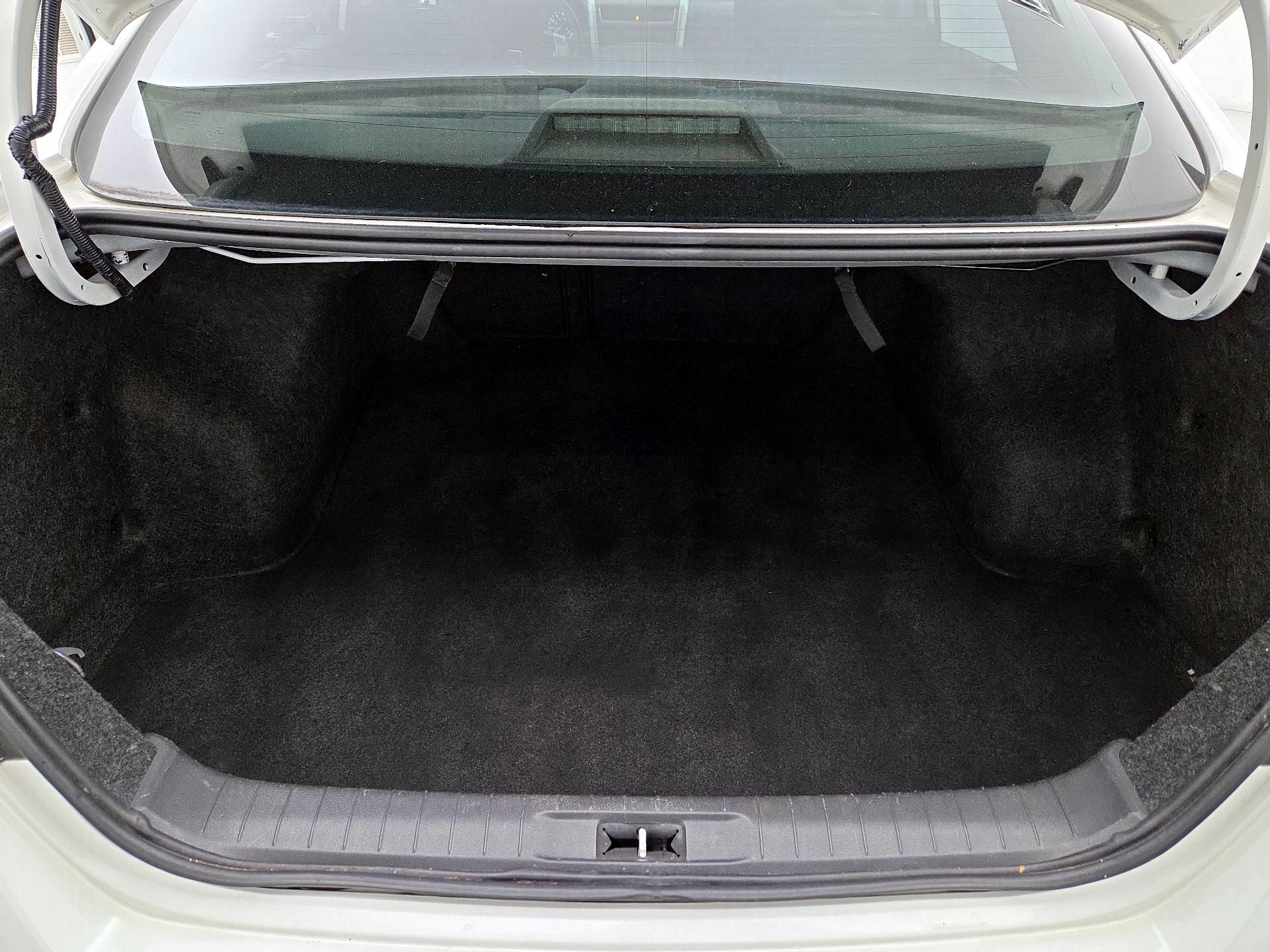 Thumbnail: 2014 Nissan Altima - 19