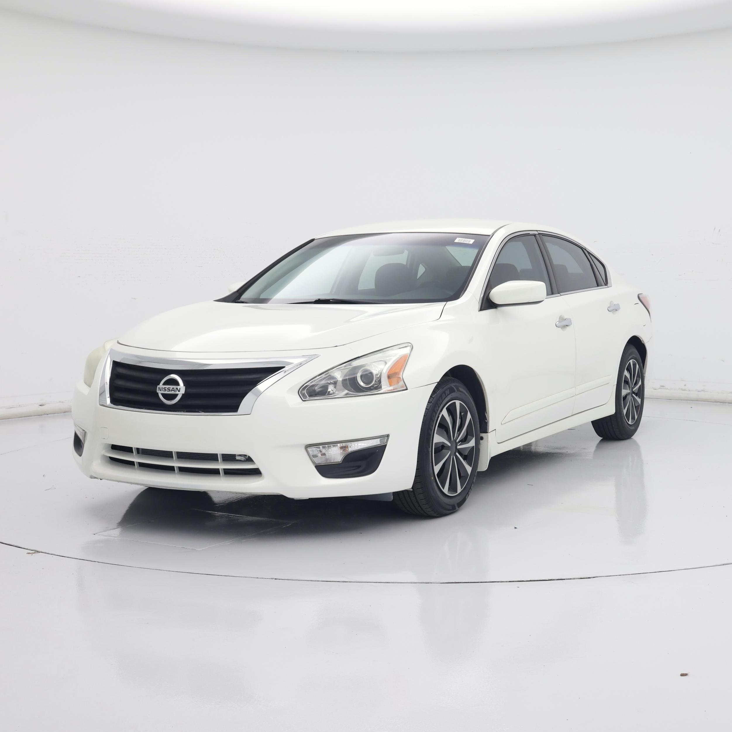 Thumbnail: 2014 Nissan Altima - 4