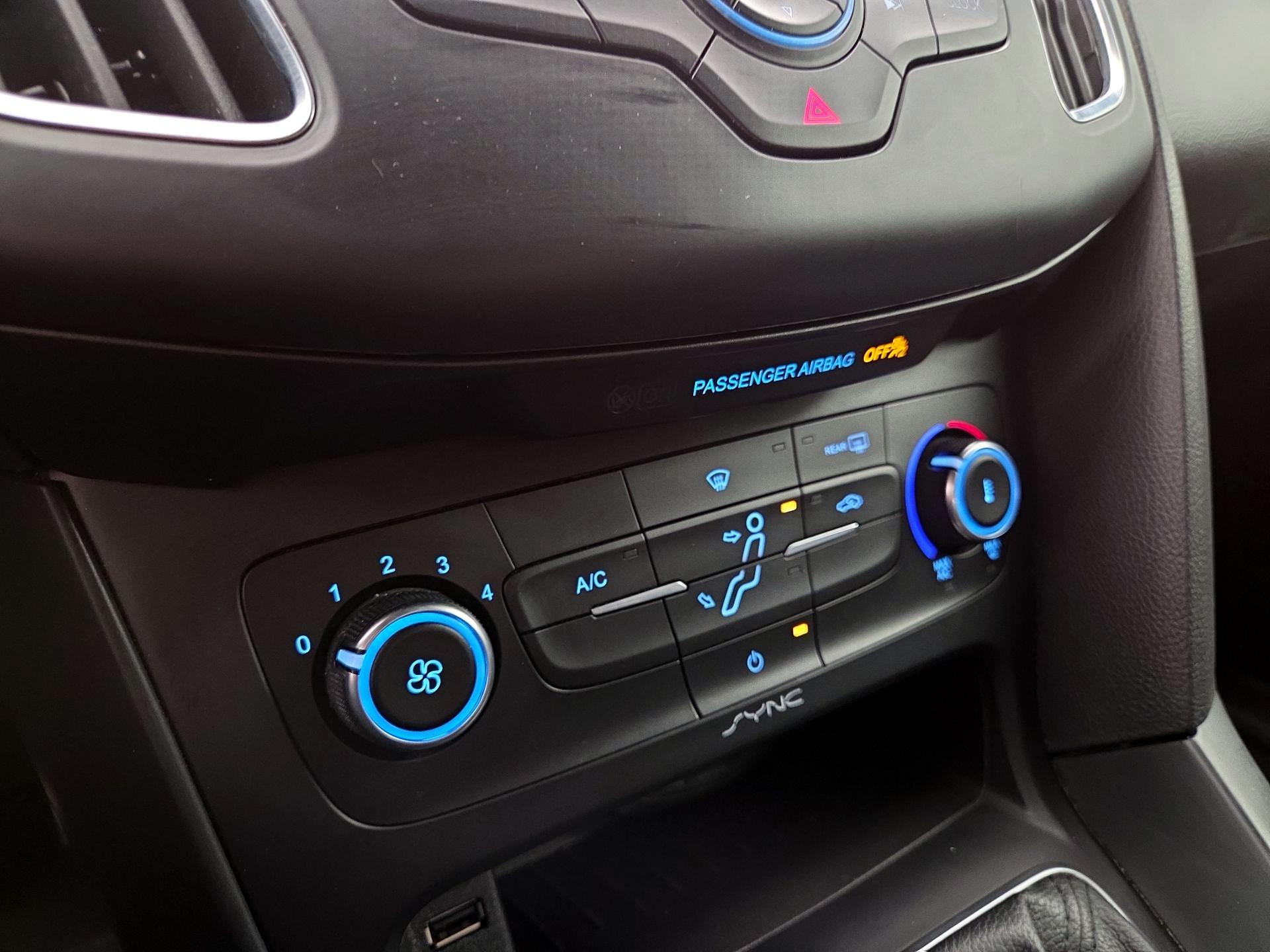 Thumbnail: 2018 Ford Focus - 16