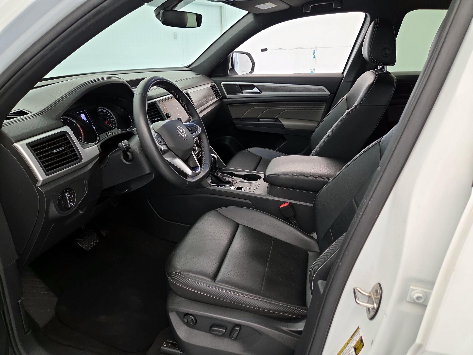 Thumbnail: 2021 Volkswagen Atlas - 11