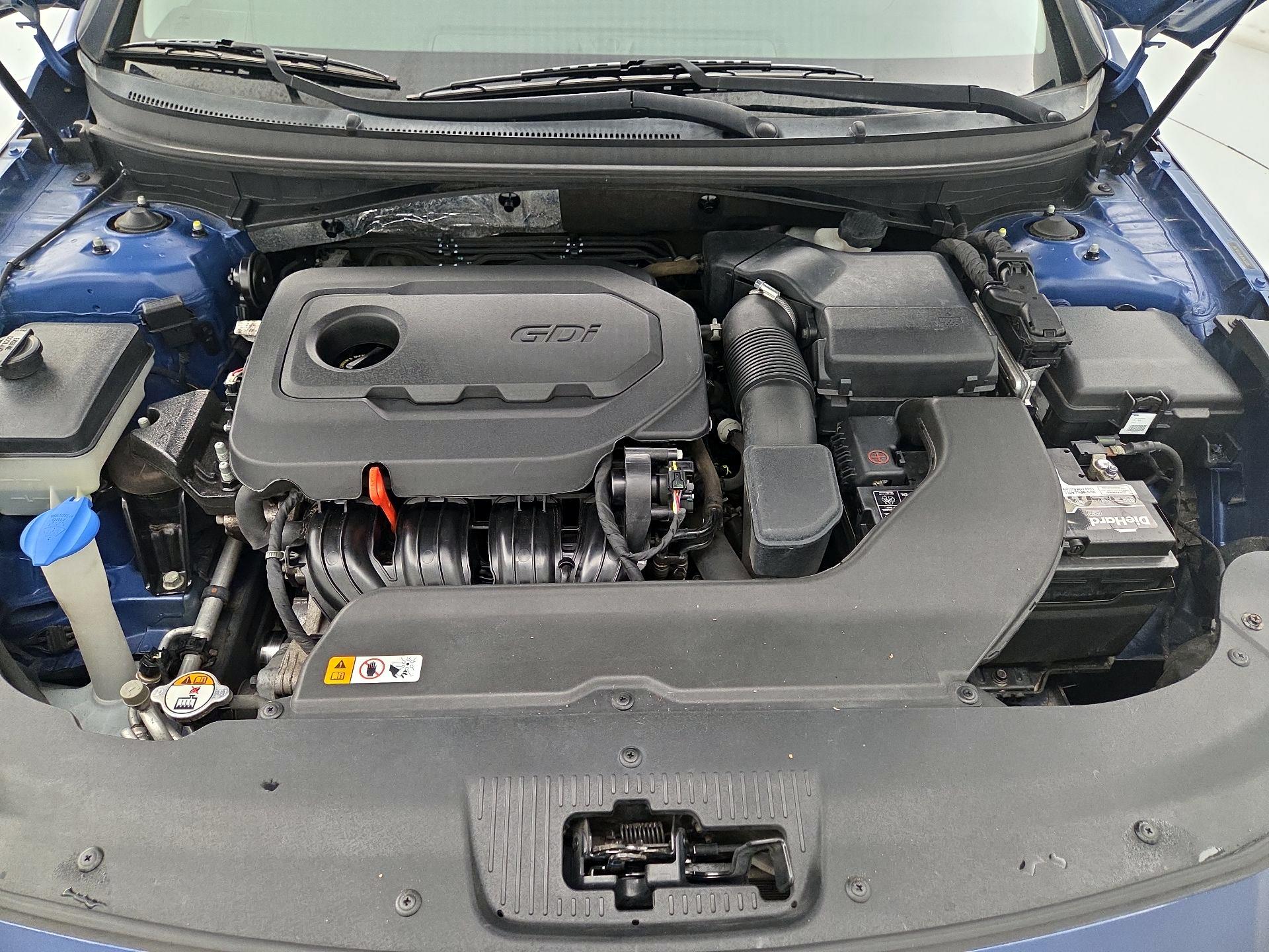 Thumbnail: 2015 Hyundai Sonata - 20